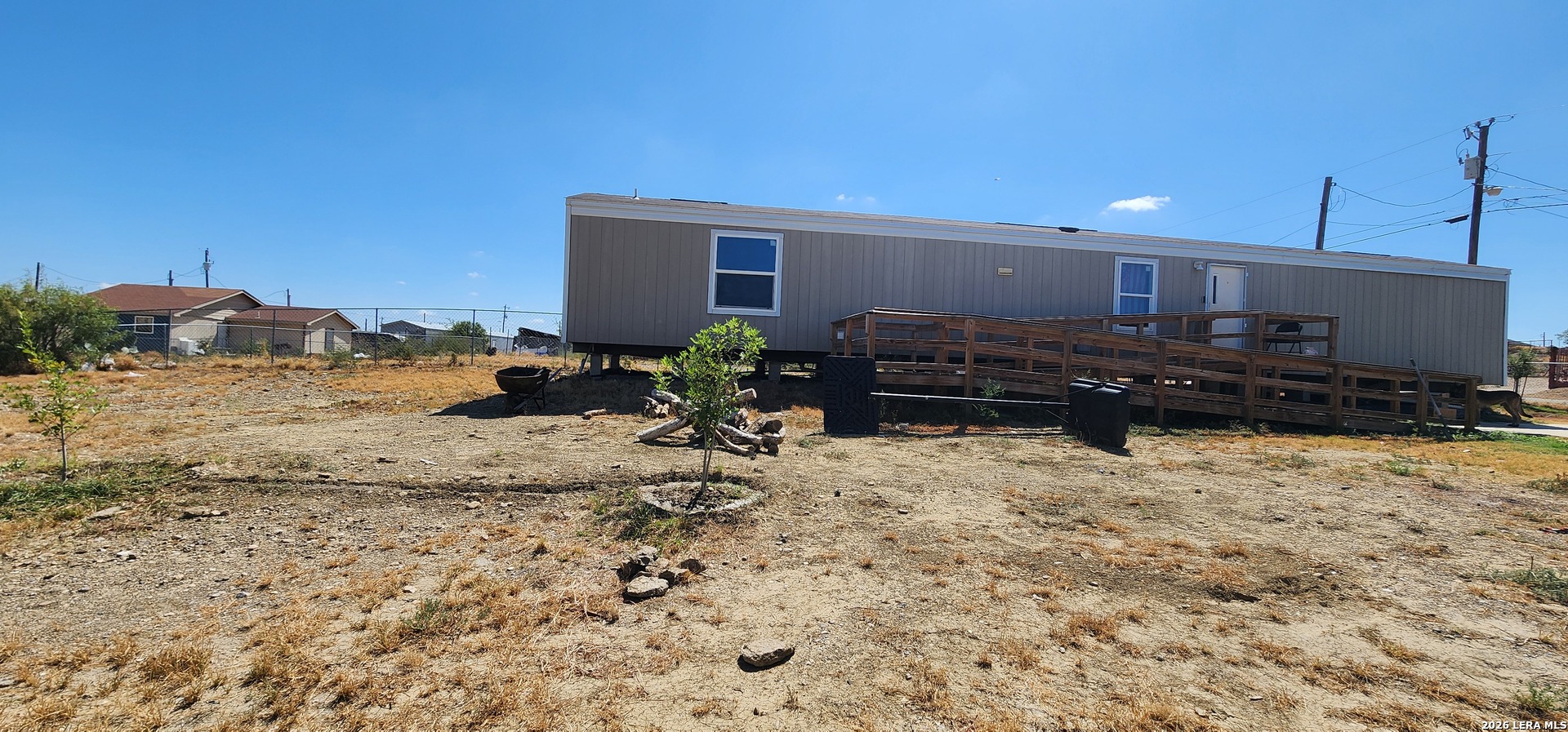 main property photo 22