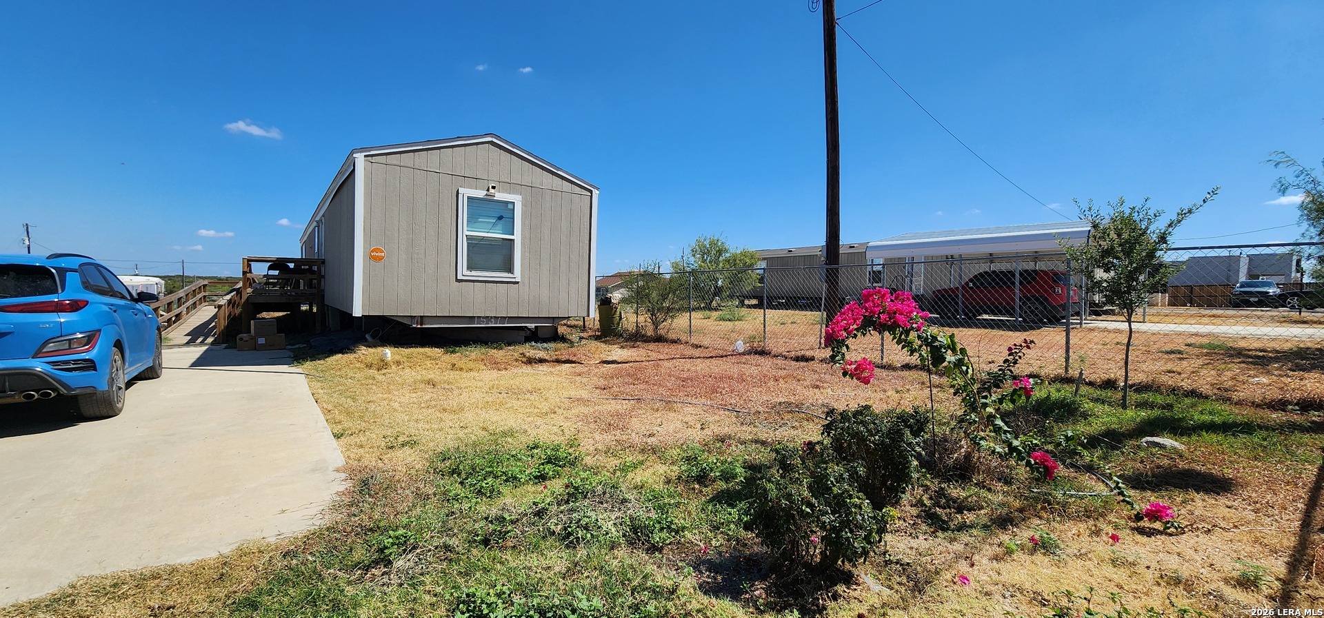 main property photo 26