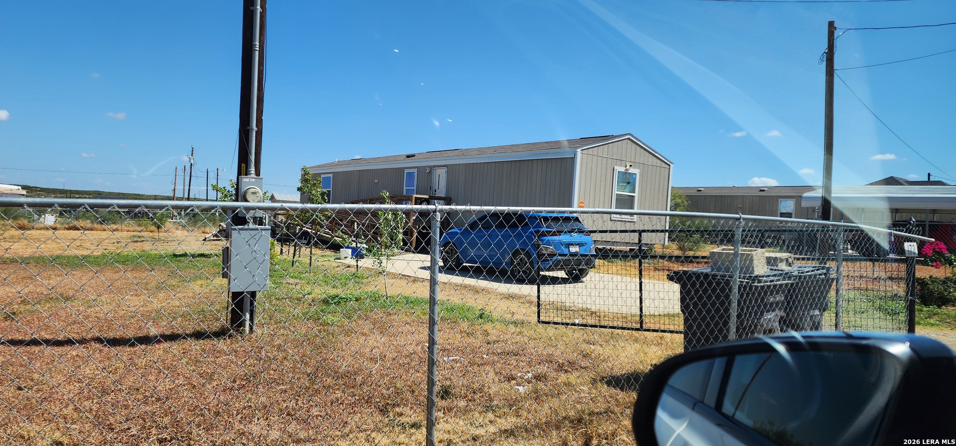main property photo 29