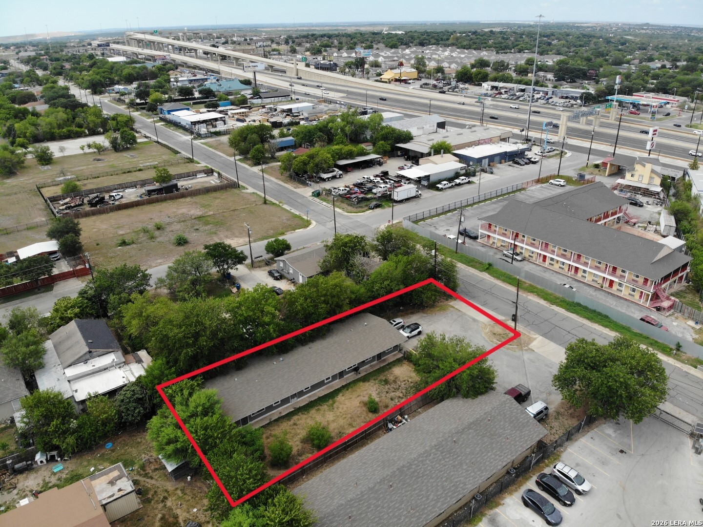 main property photo 6