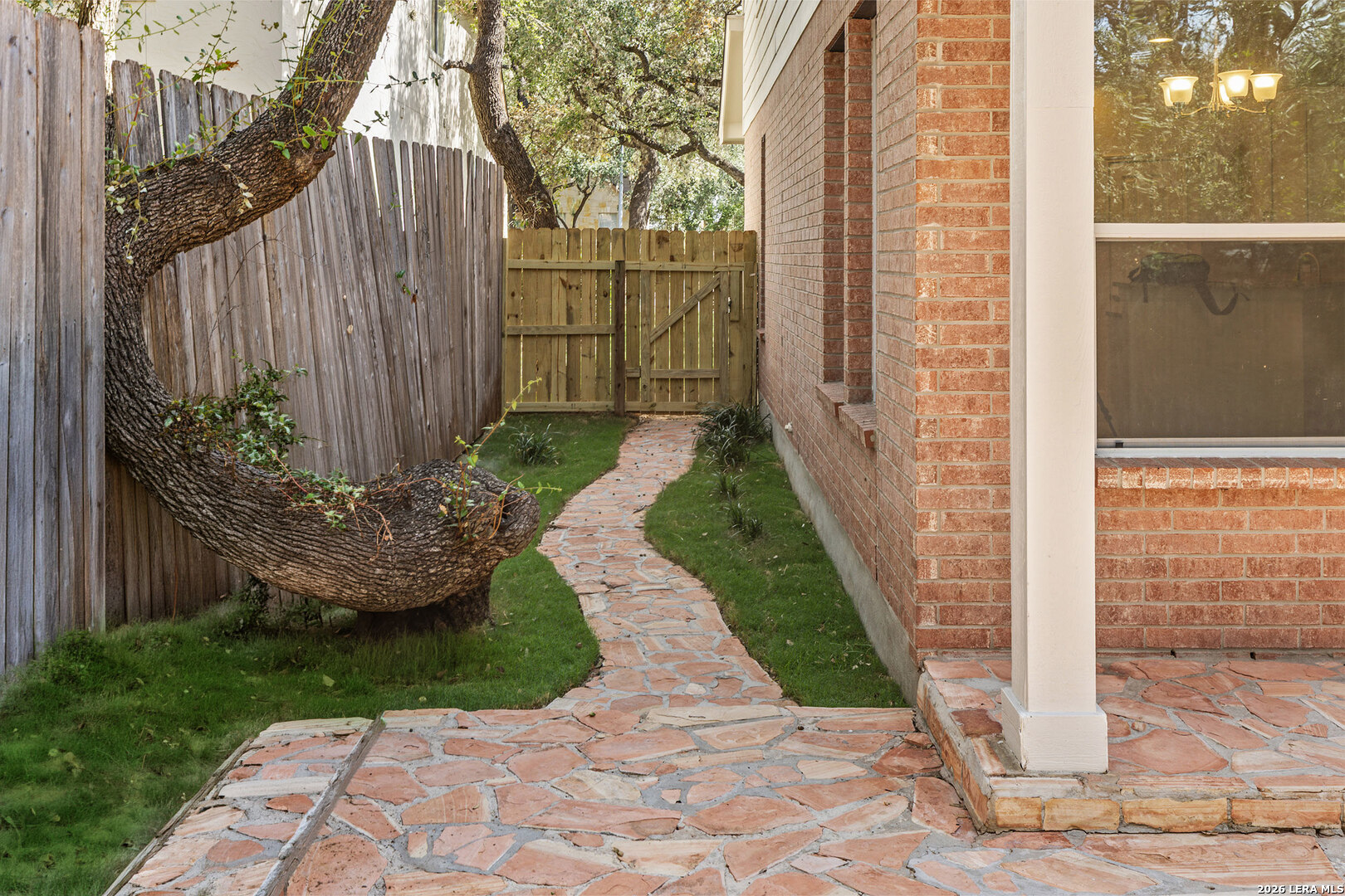 main property photo 41