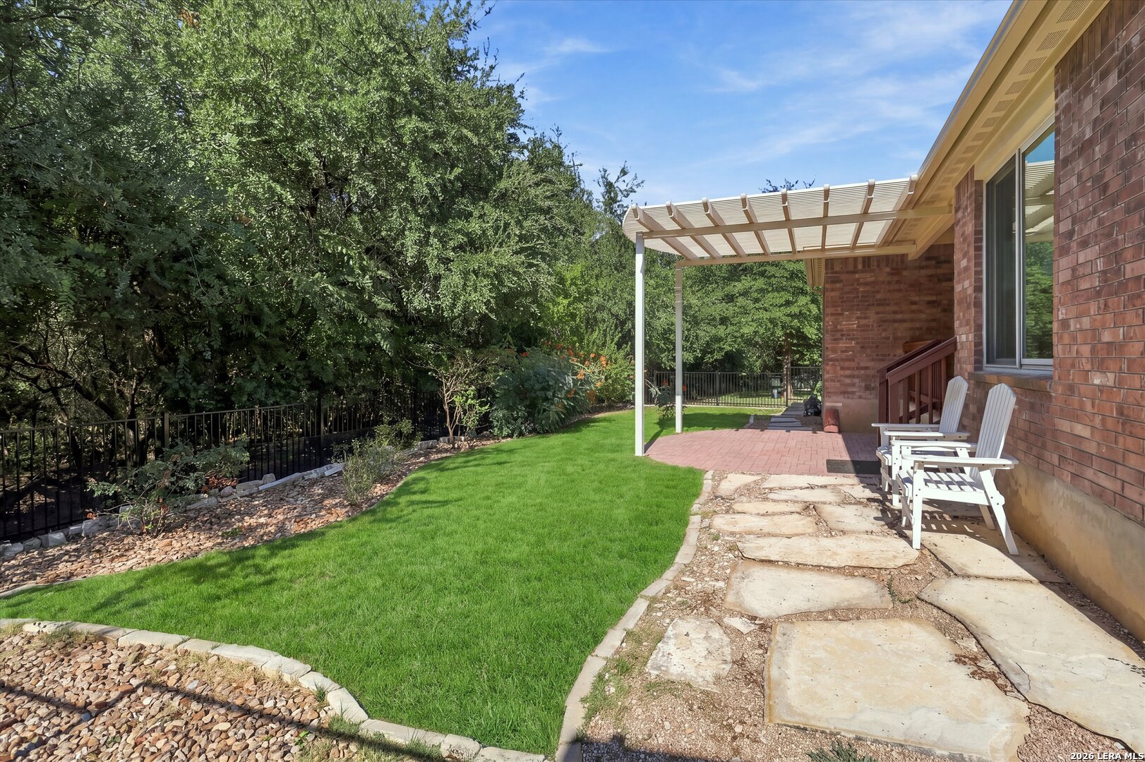 main property photo 26