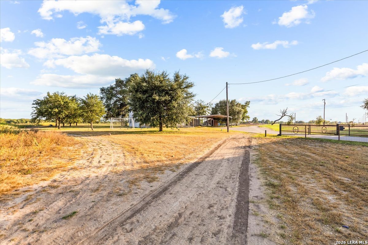 main property photo 4