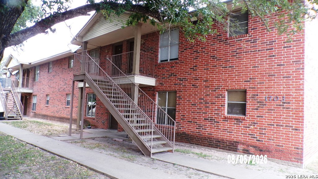 main property photo 19