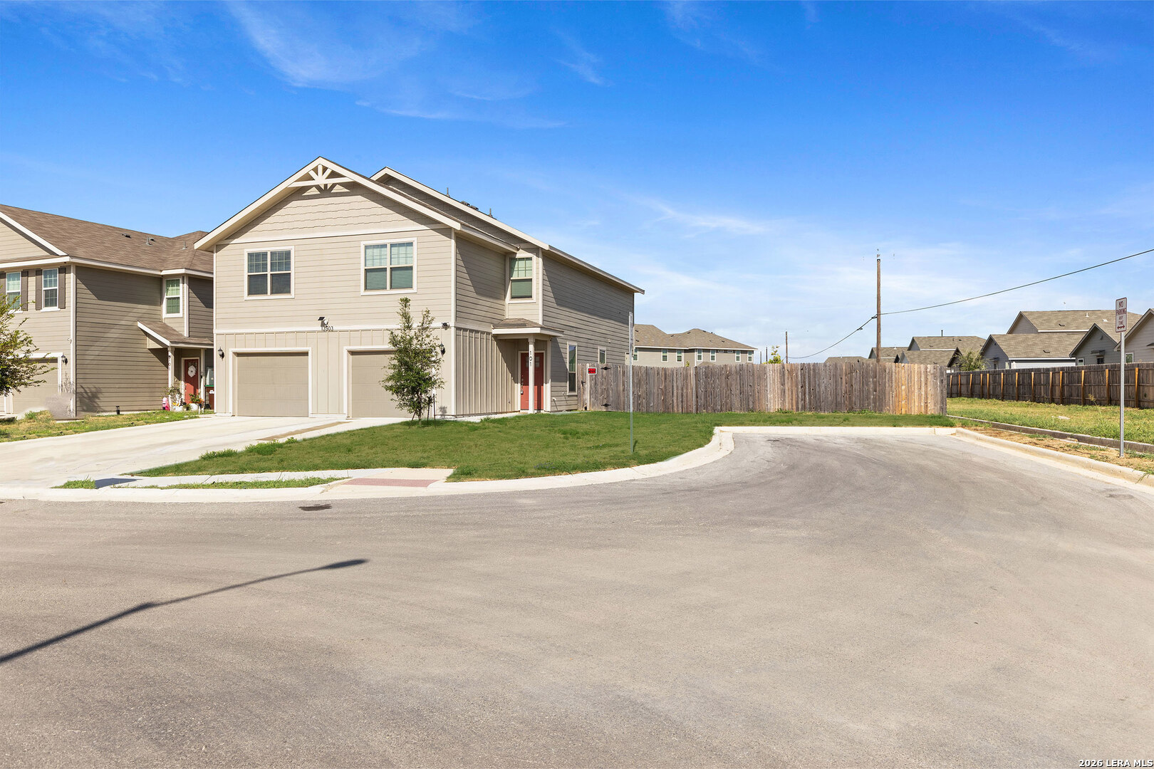 main property photo 3