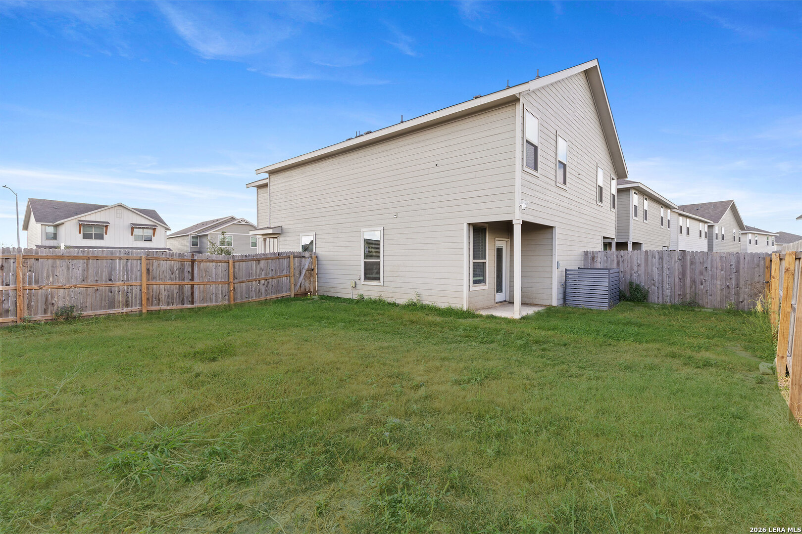 main property photo 4