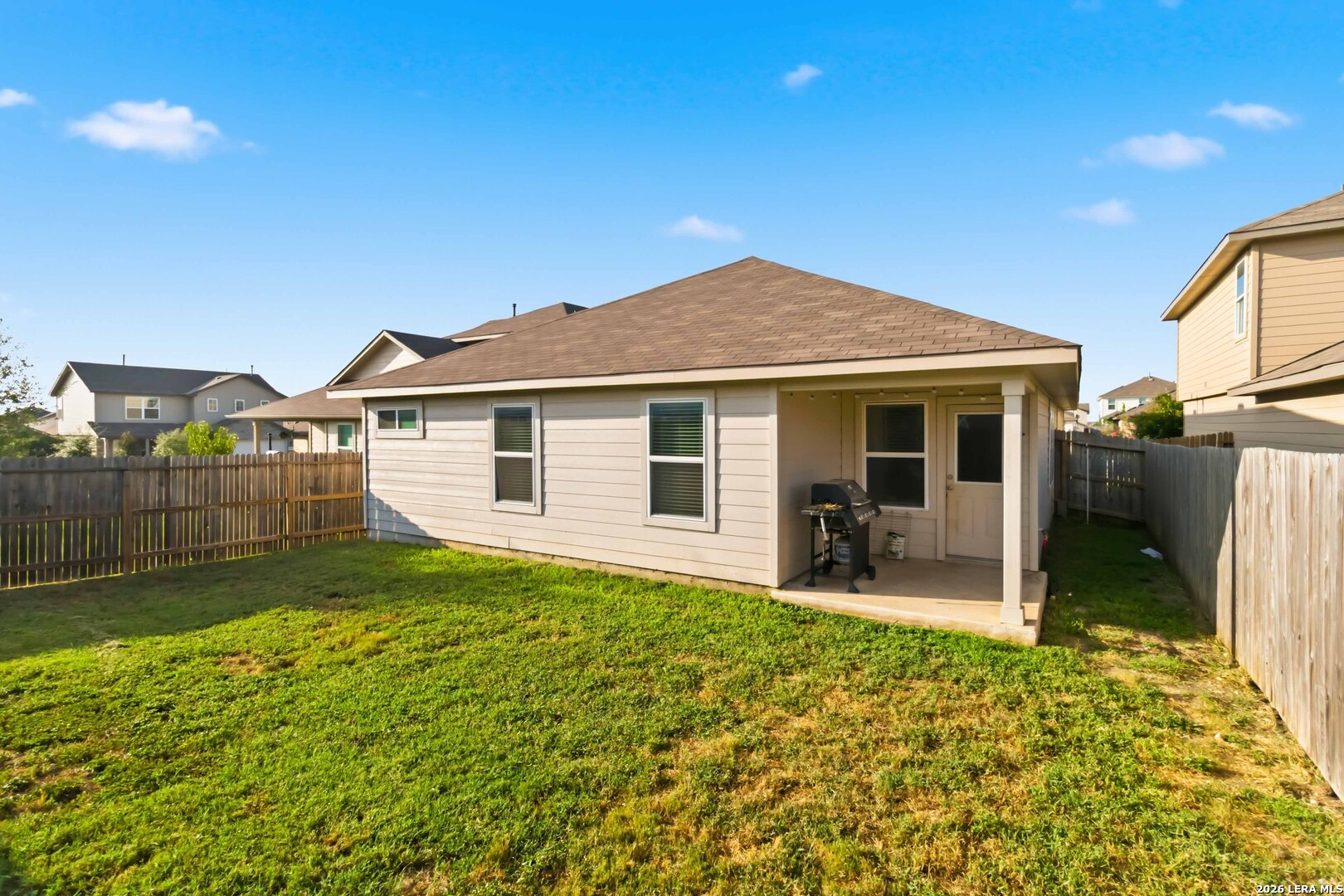 main property photo 22