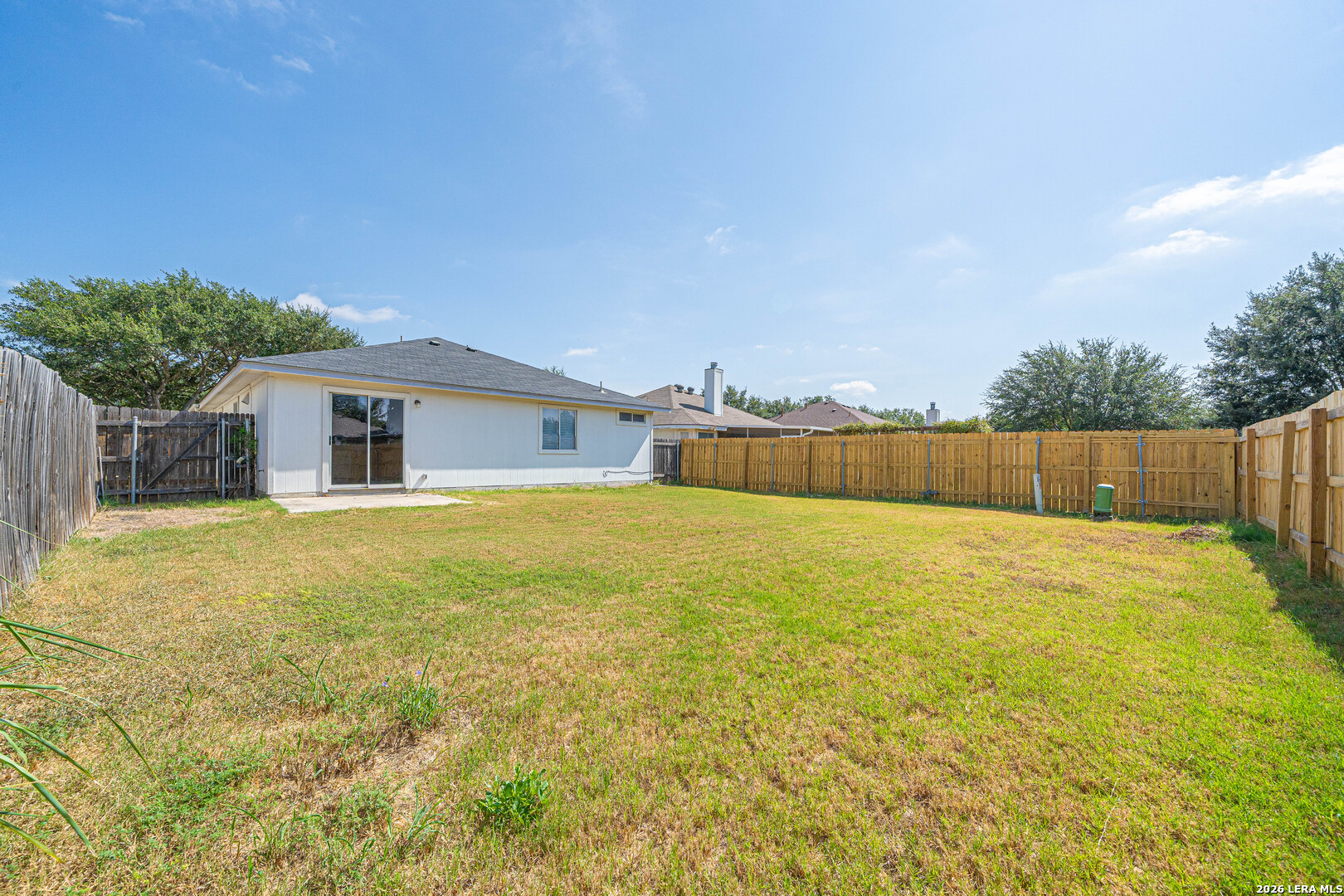 main property photo 26