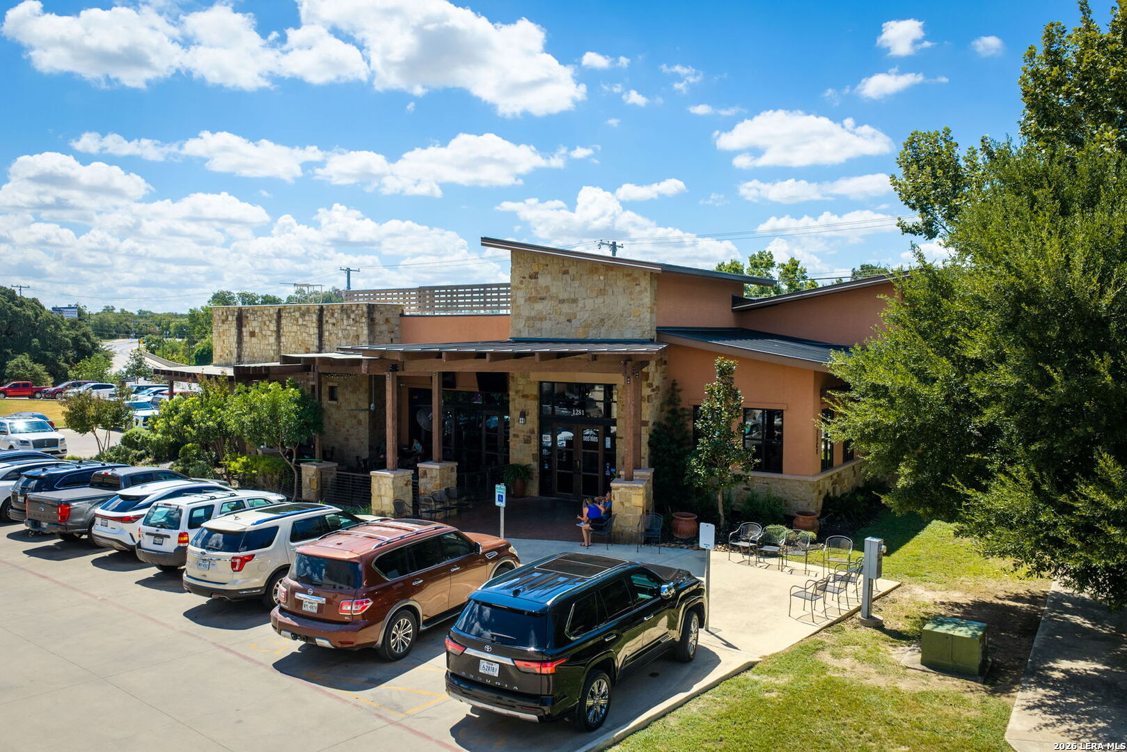 main property photo 18