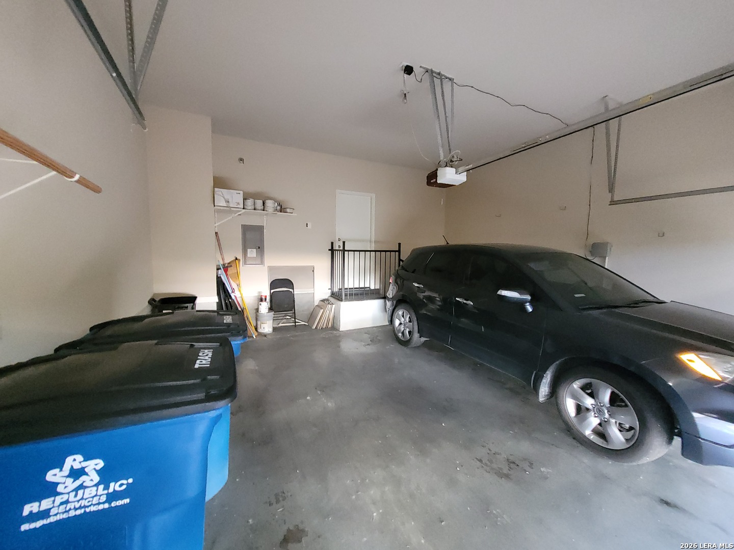 main property photo 38