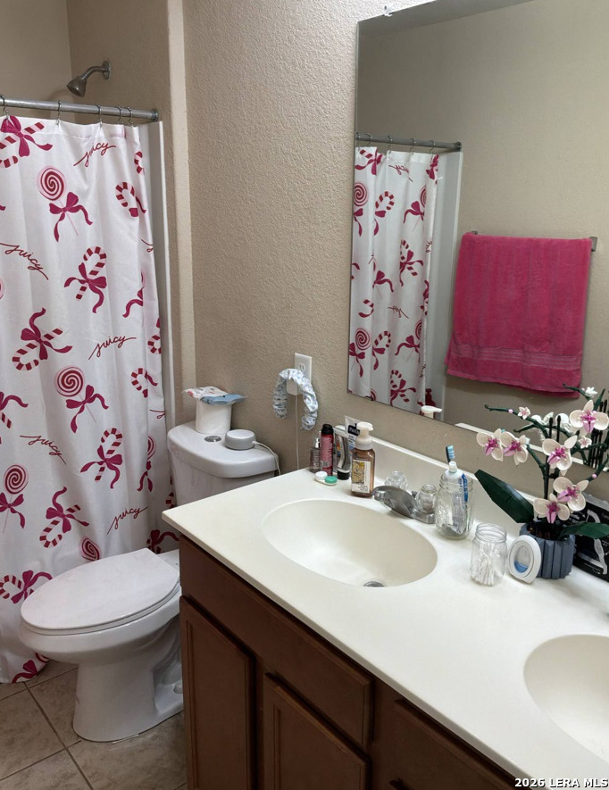 main property photo 9