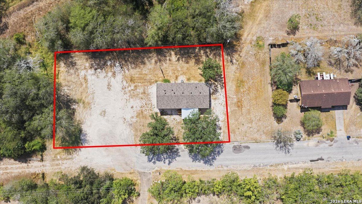 main property photo 40