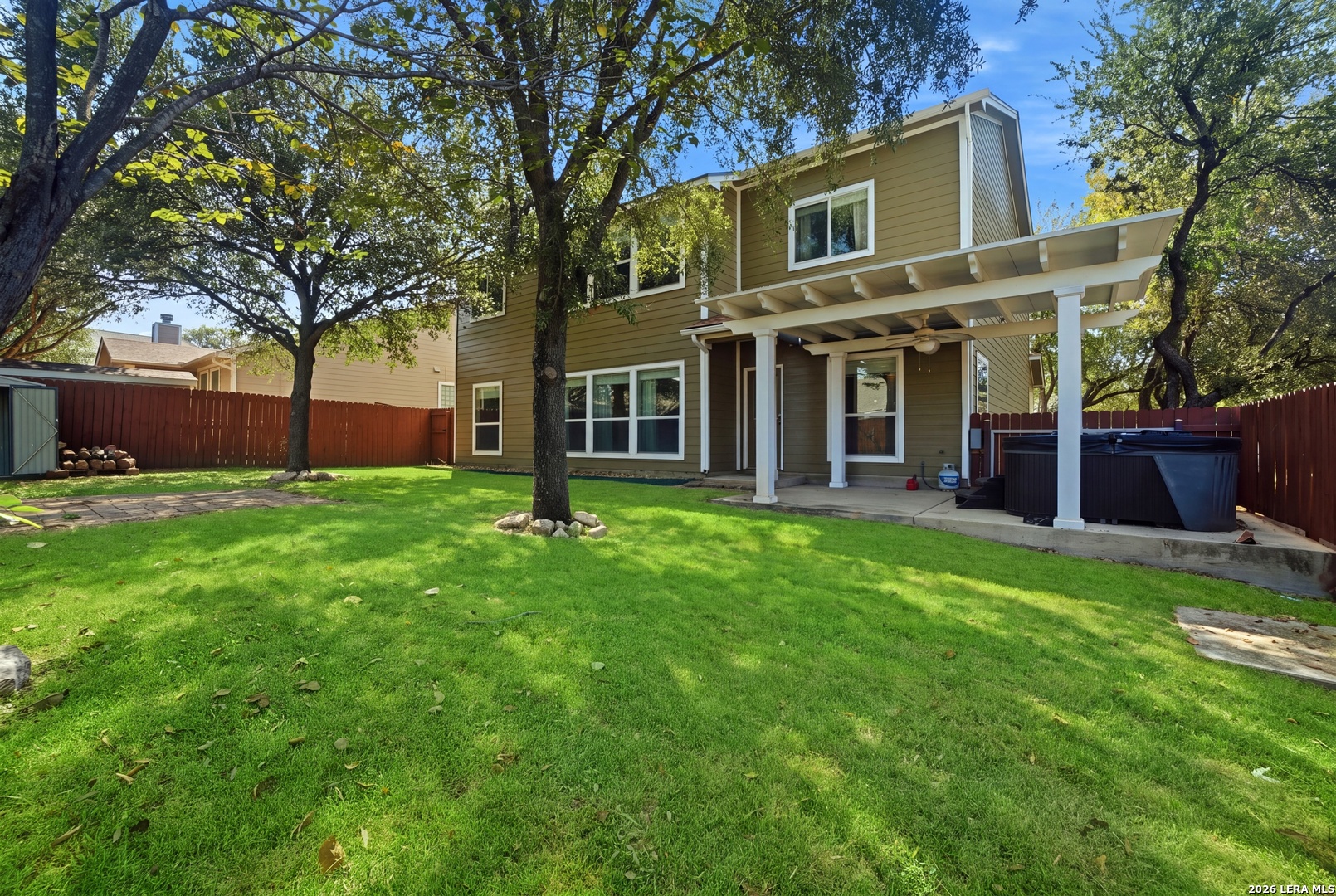 main property photo 27