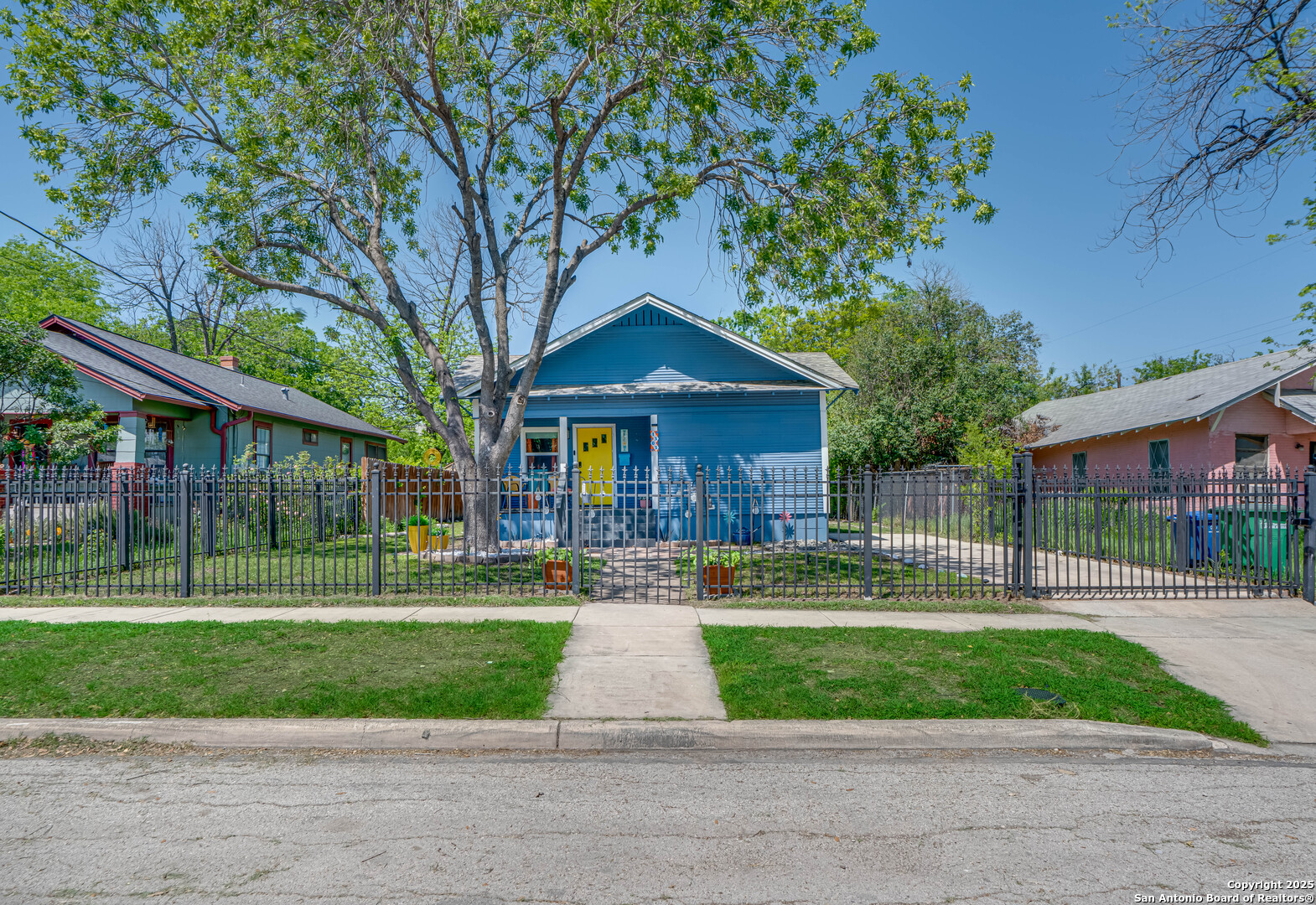 main property photo 1