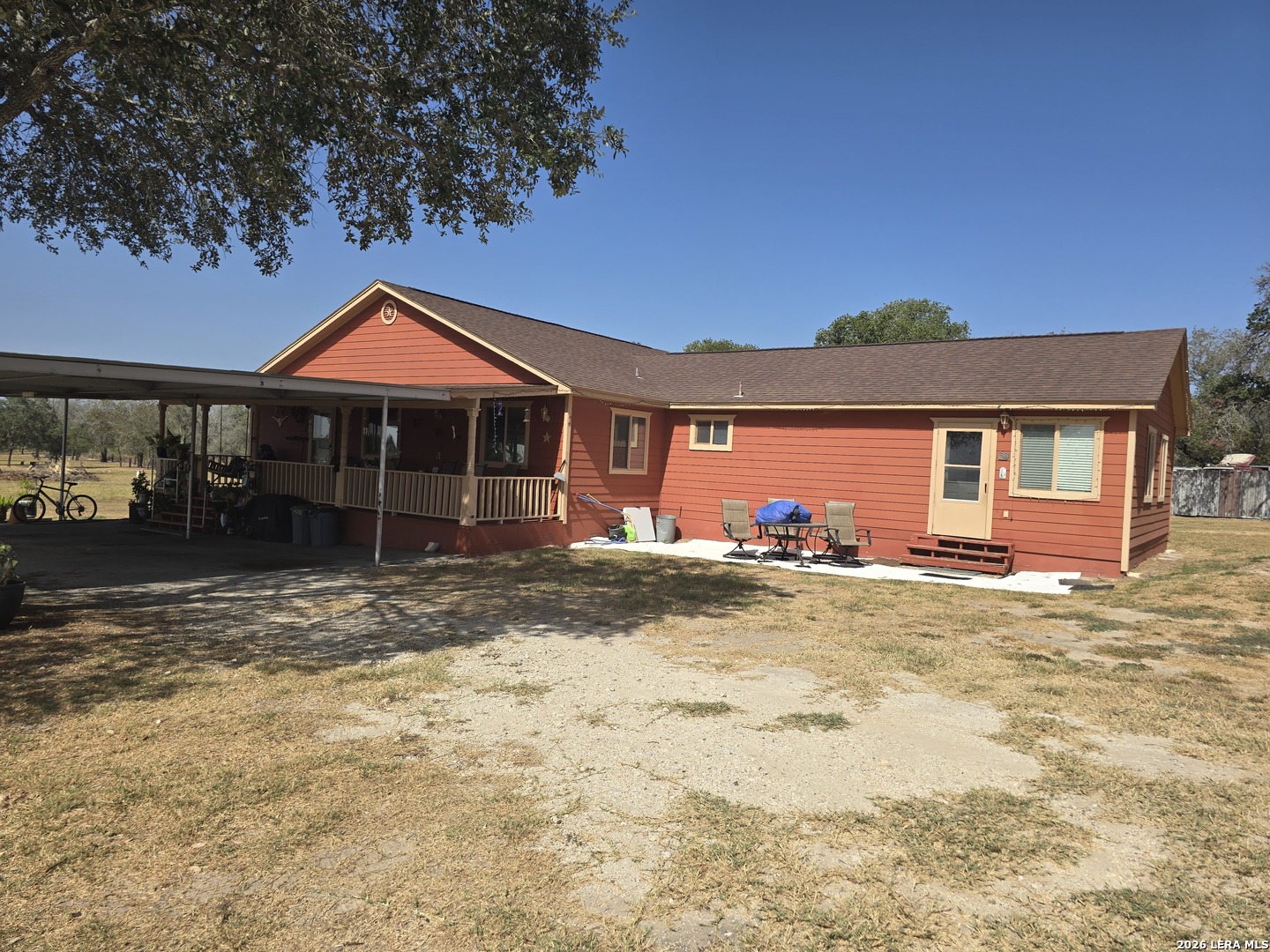 main property photo 2