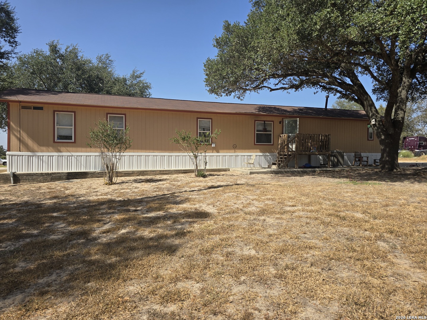 main property photo 7