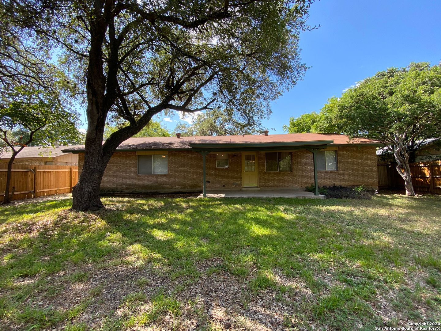 main property photo 17
