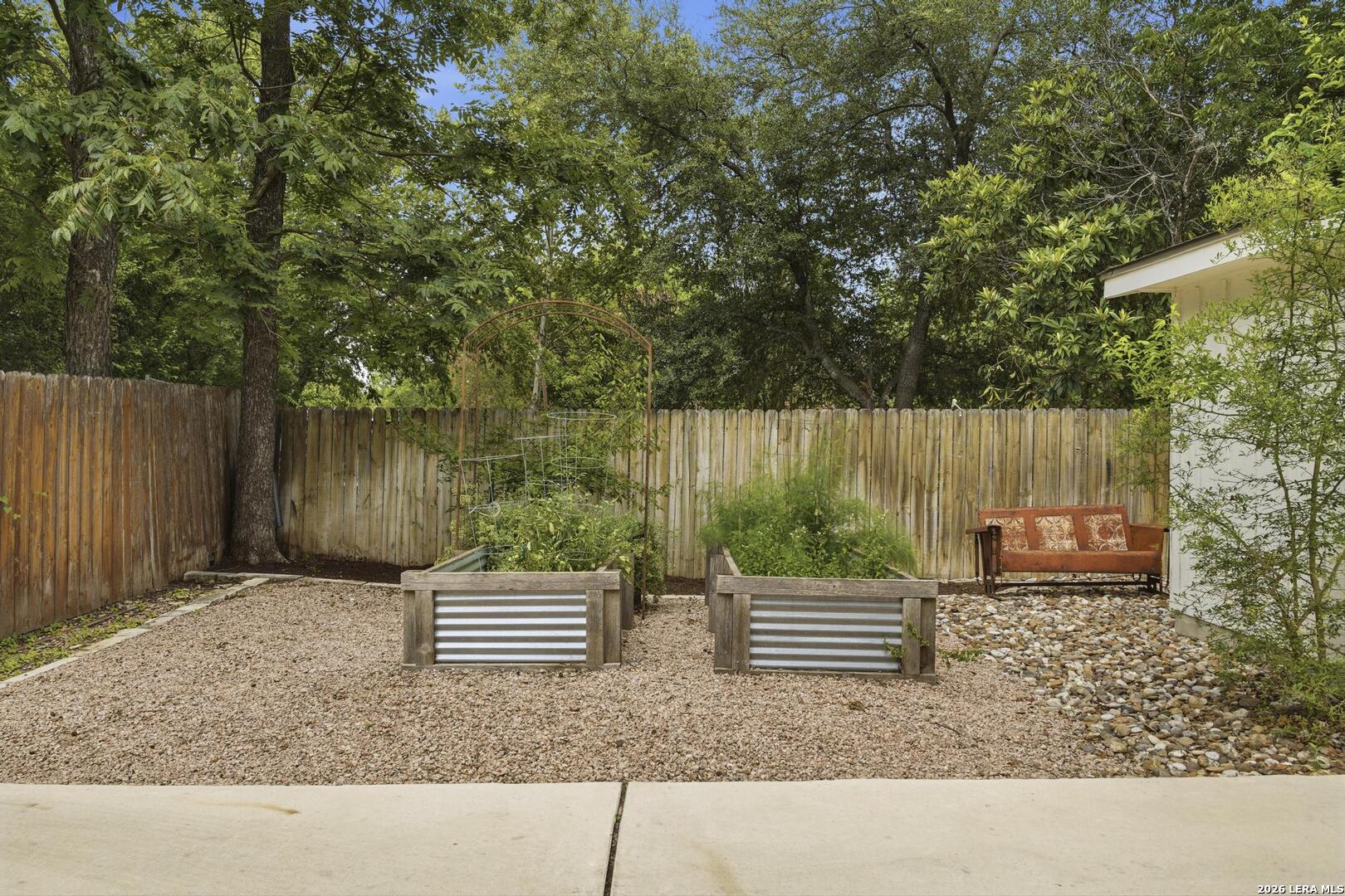 main property photo 47