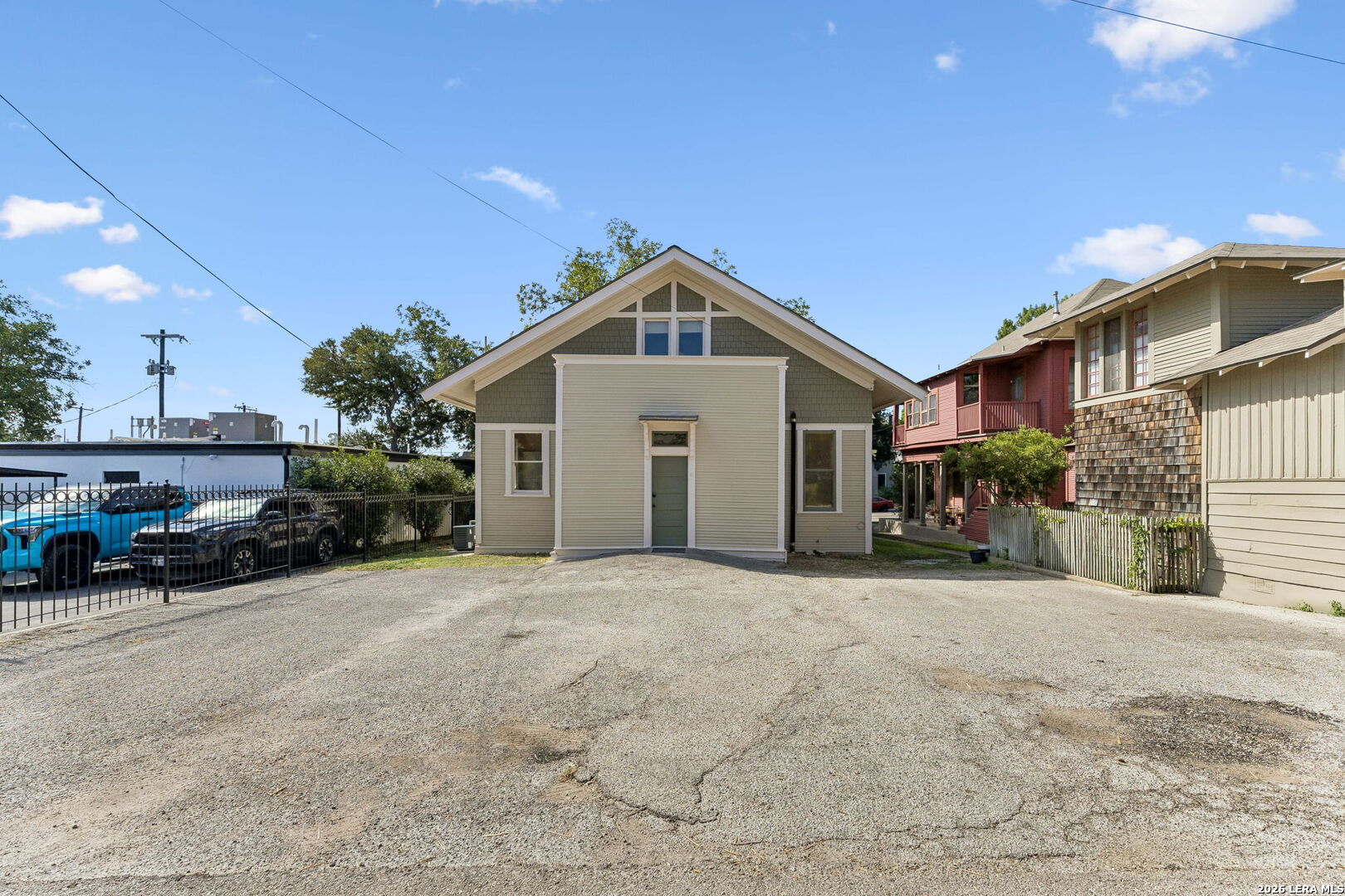main property photo 15