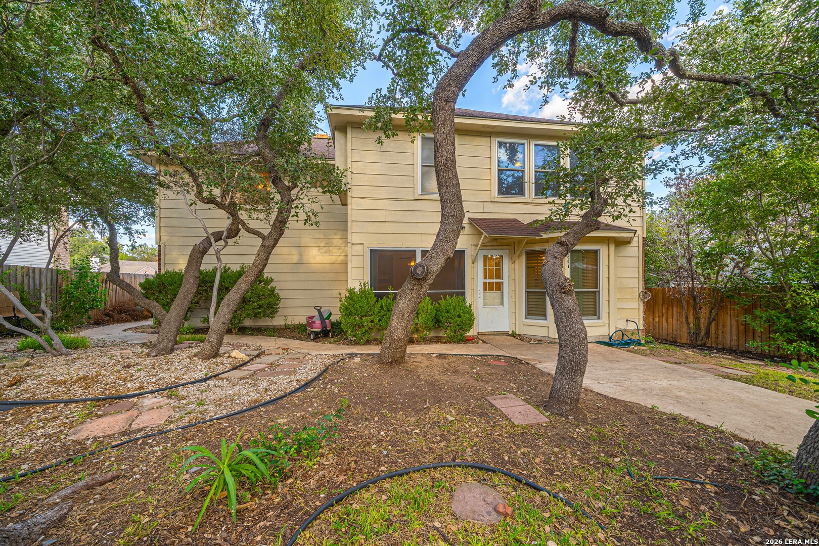 main property photo 23