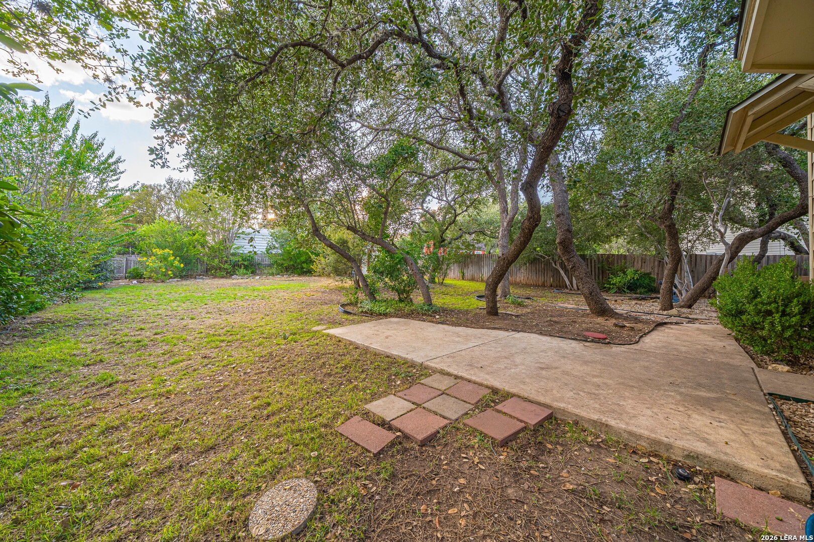 main property photo 24