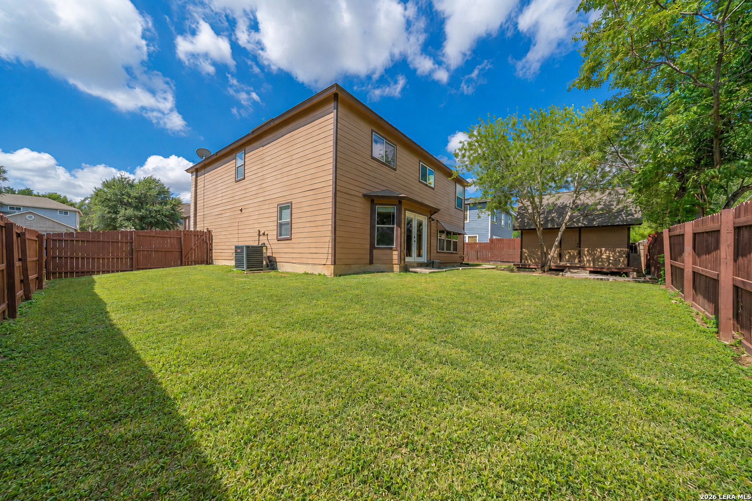 main property photo 31