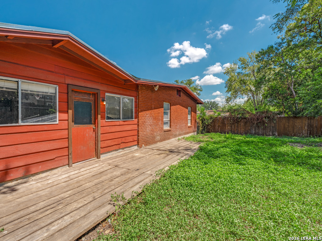 main property photo 21