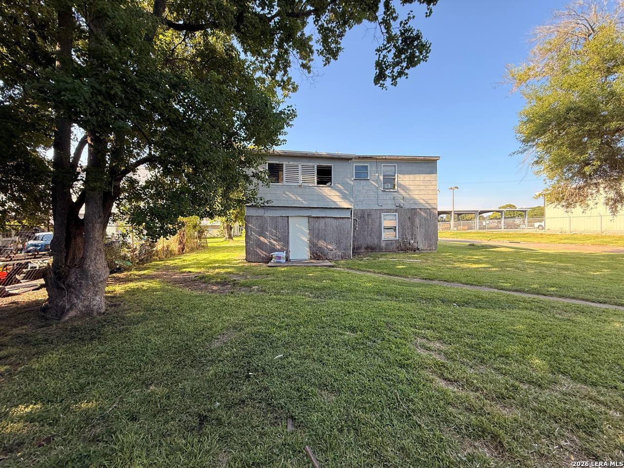 main property photo 22