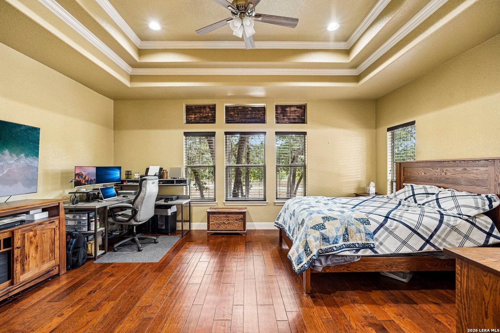 main property photo 24