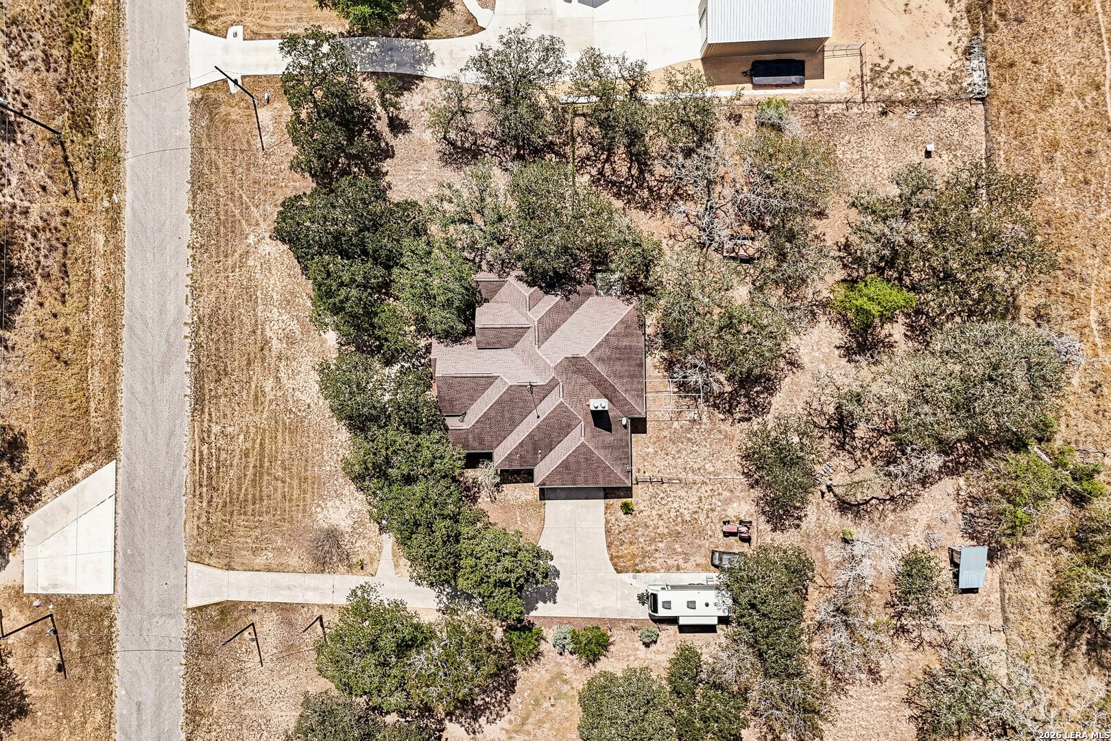 main property photo 35
