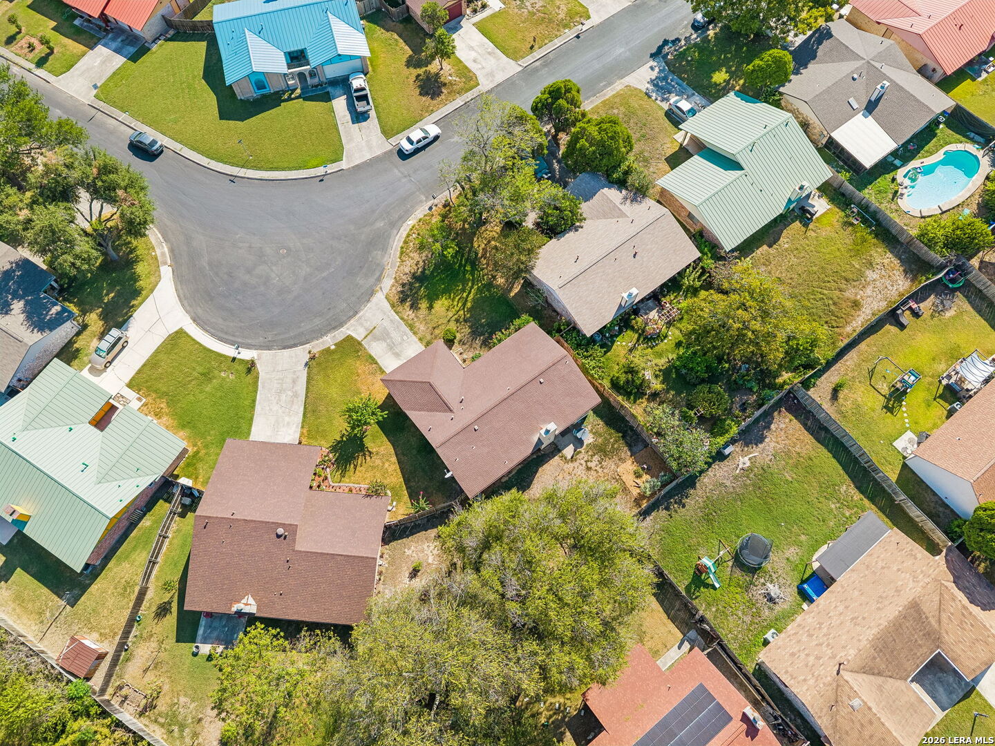 main property photo 33