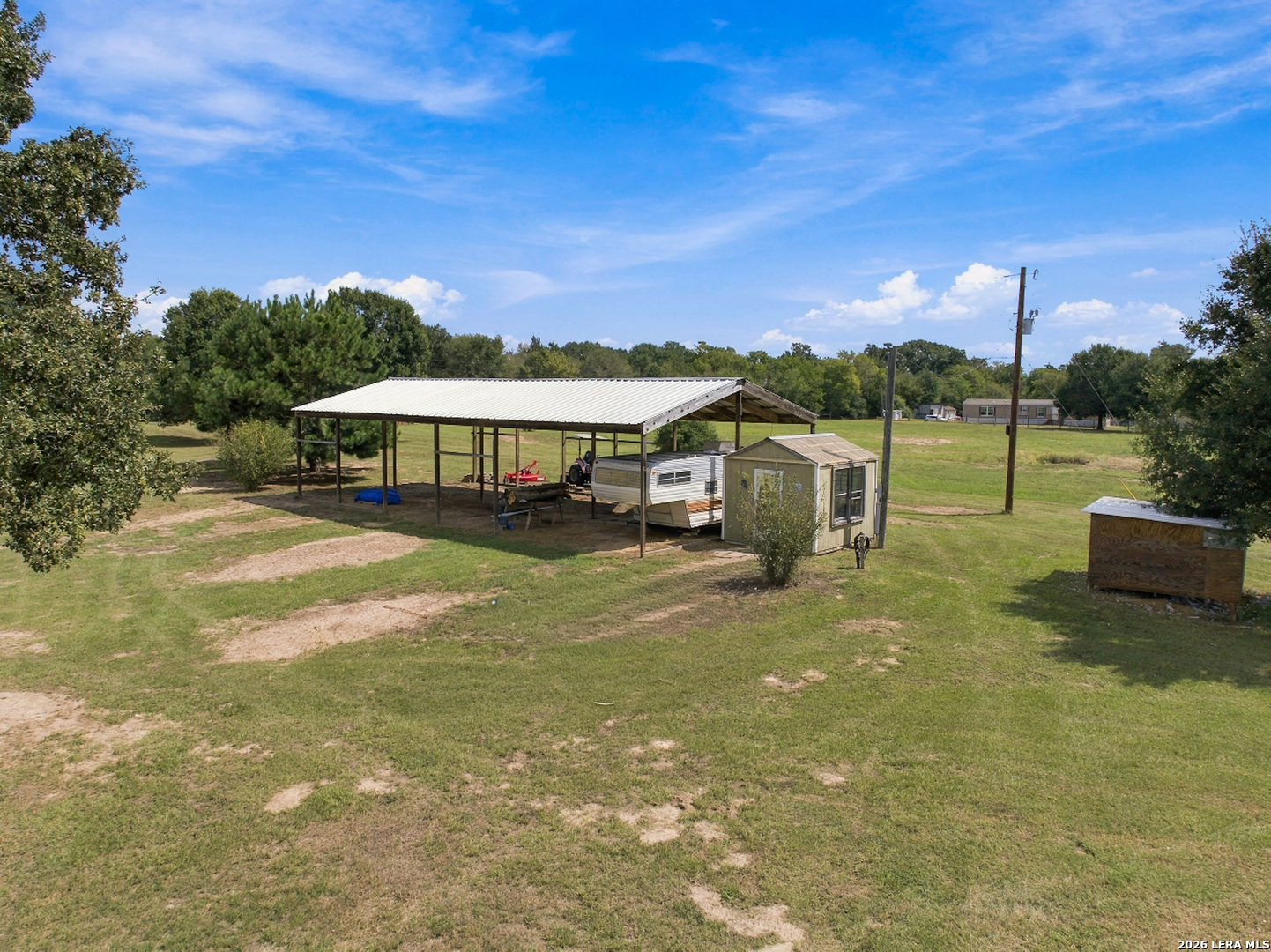 main property photo 31
