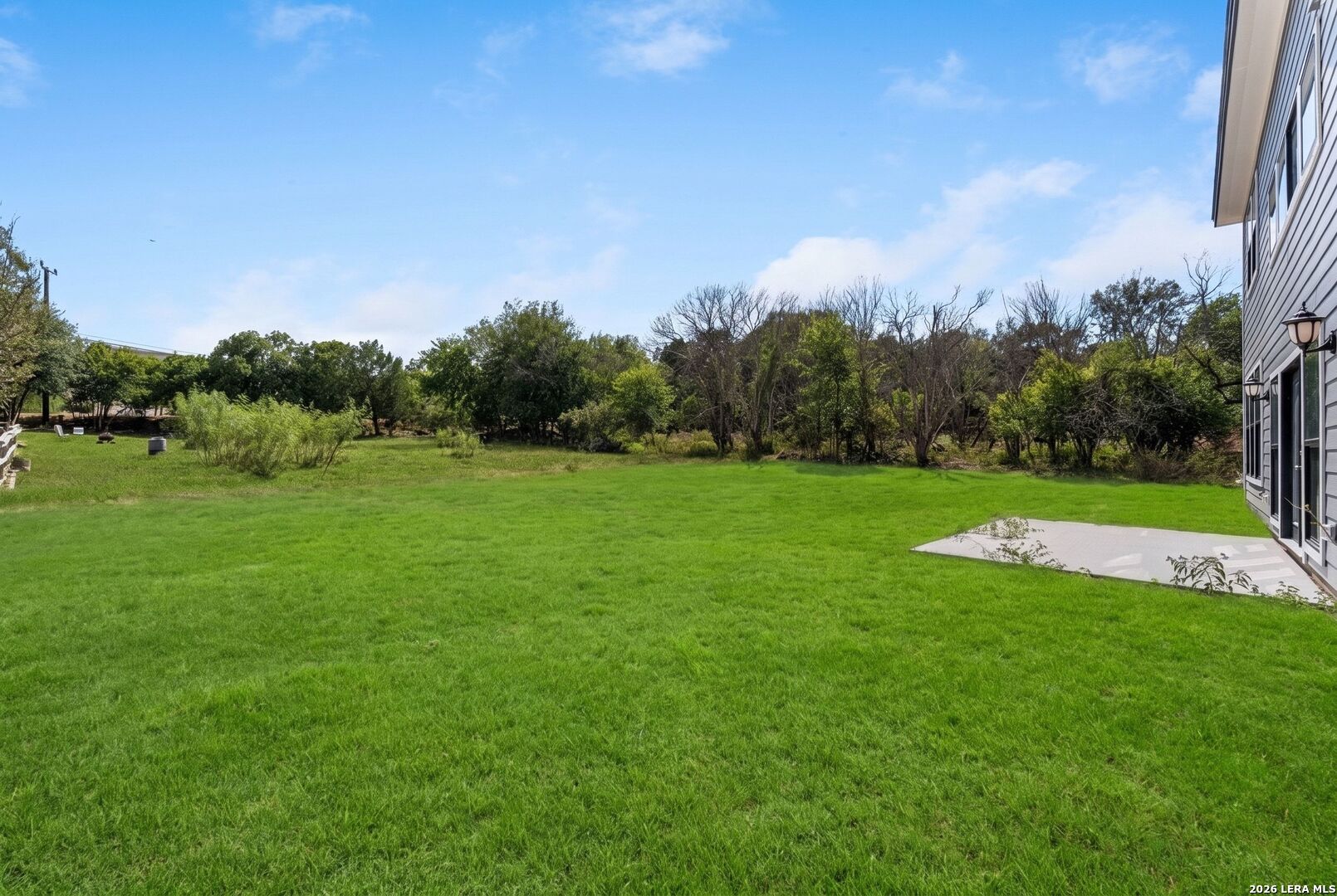 main property photo 47