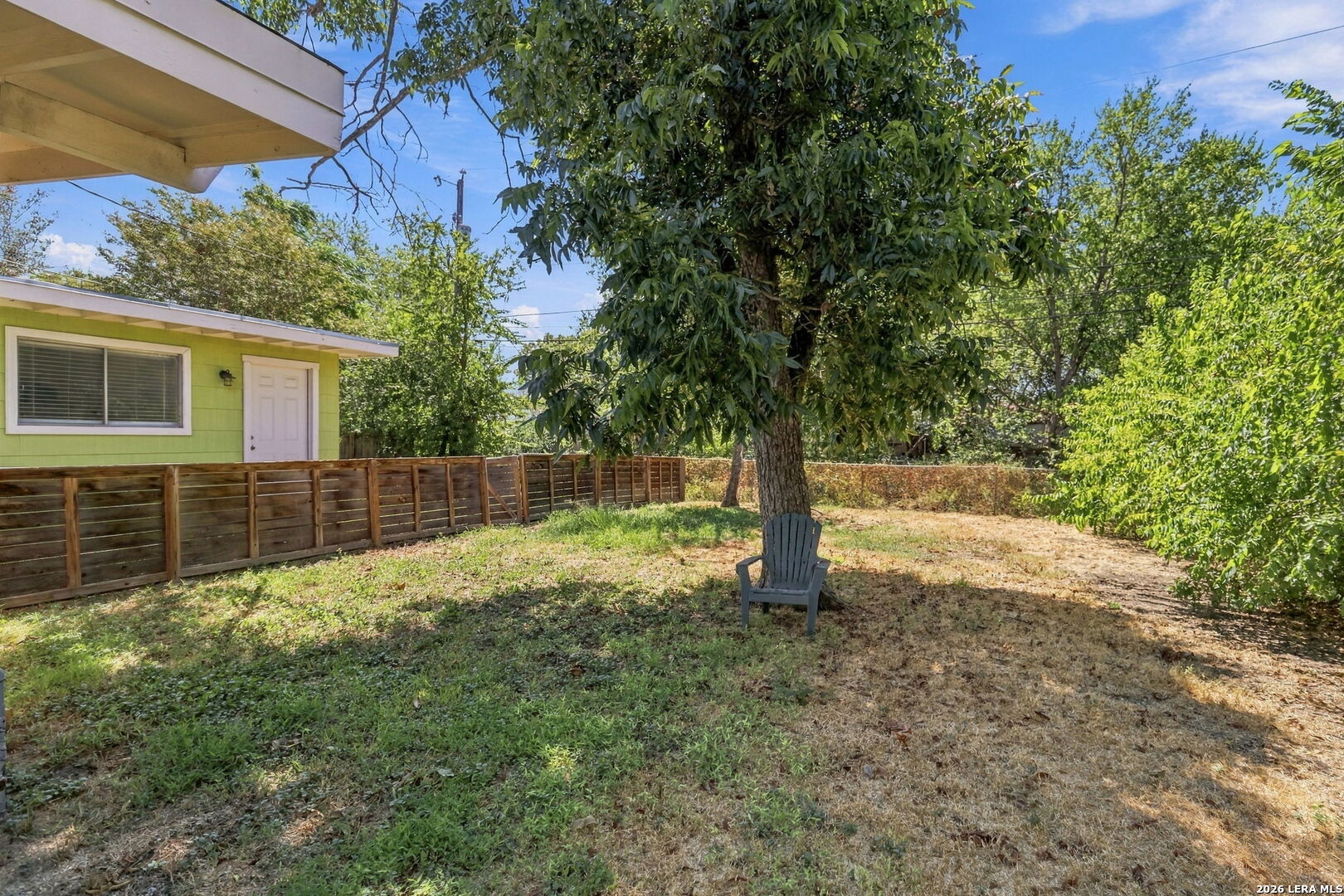main property photo 16