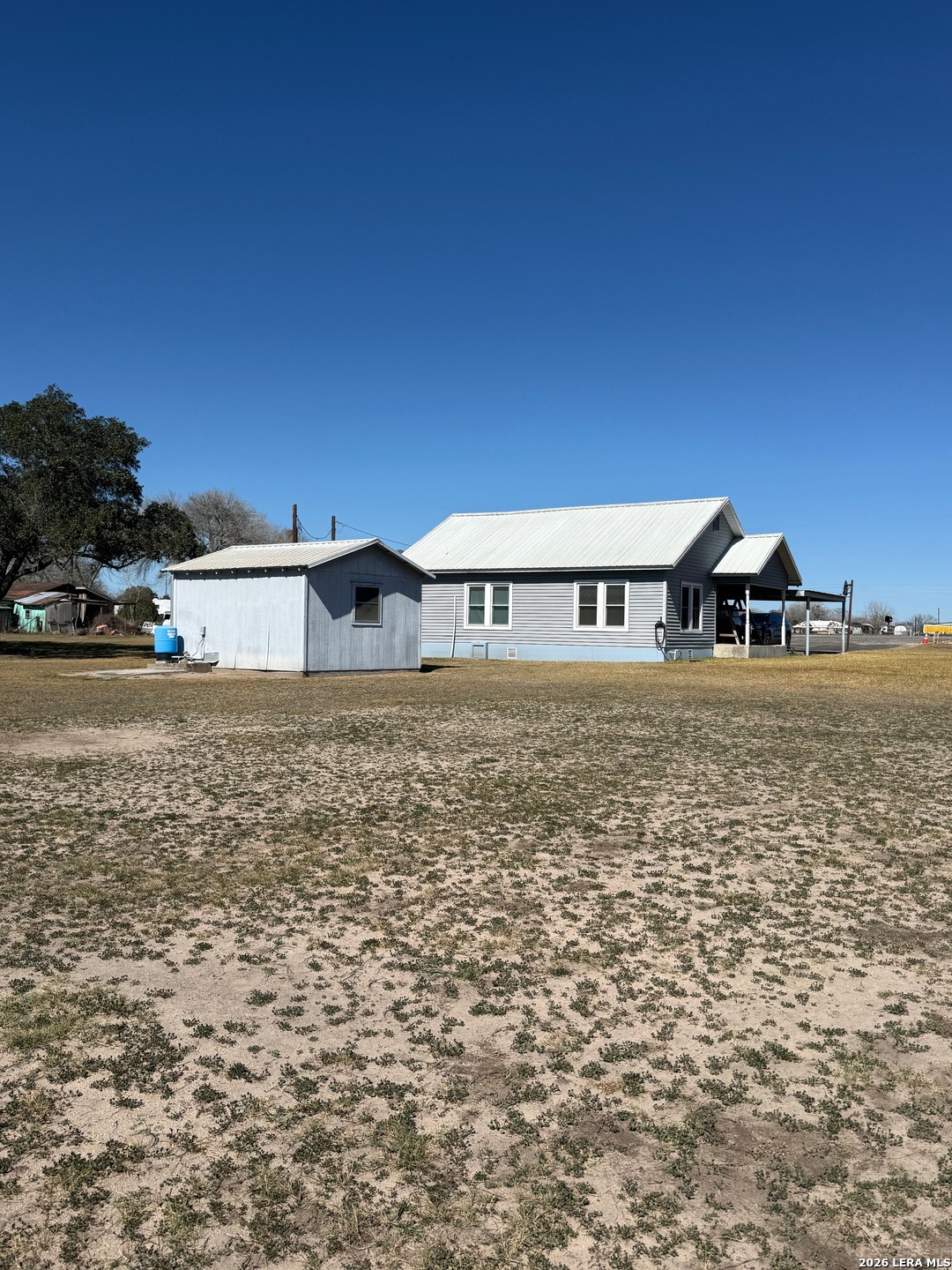 main property photo 15