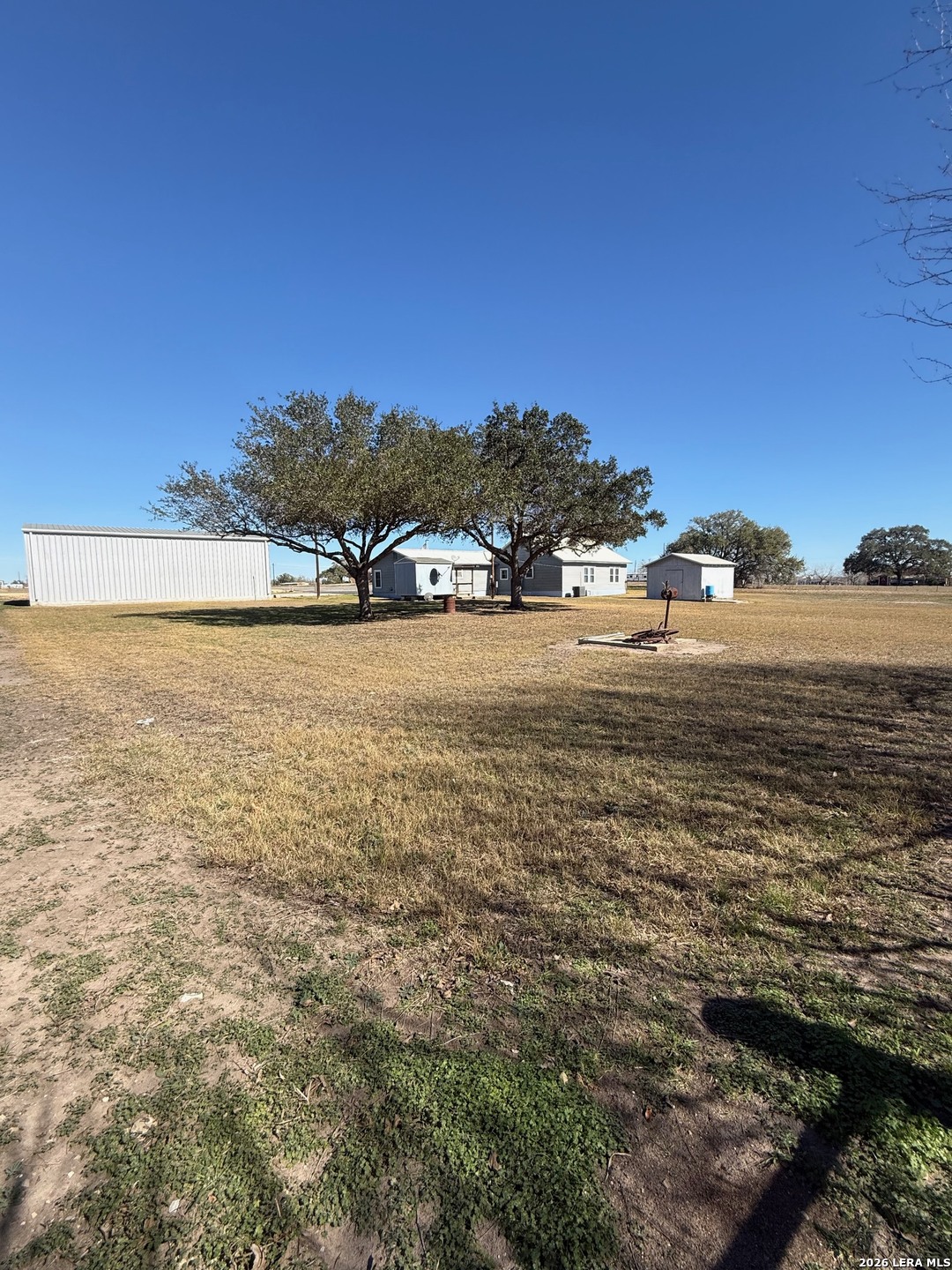 main property photo 17