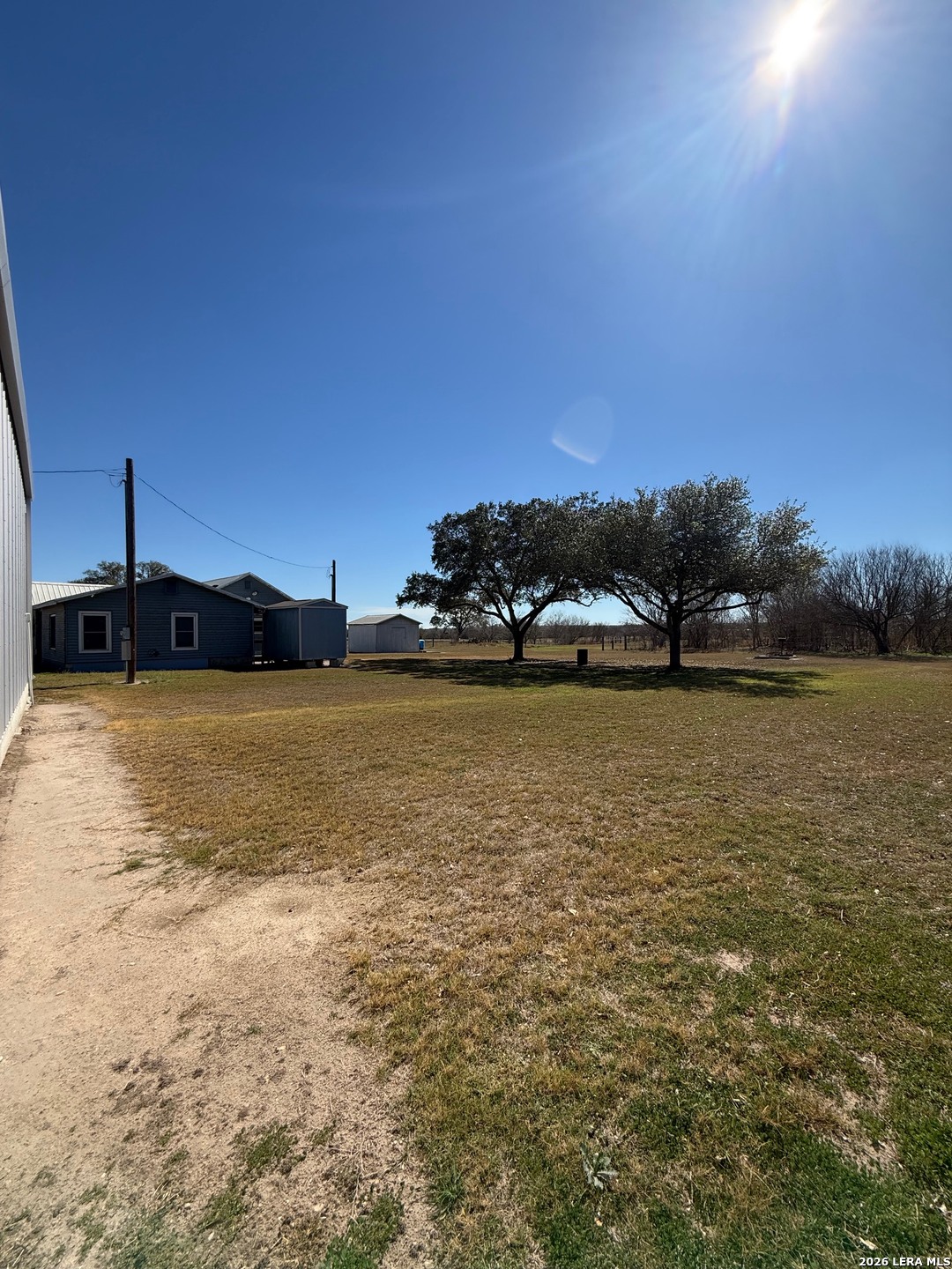 main property photo 18