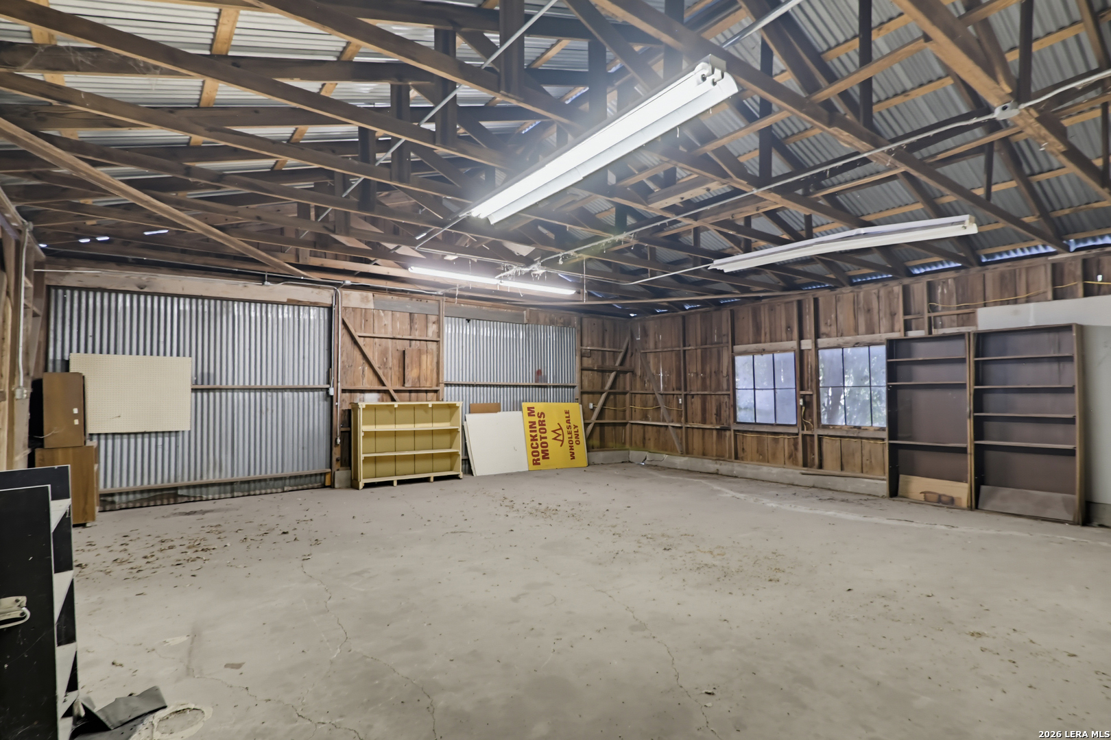 main property photo 20