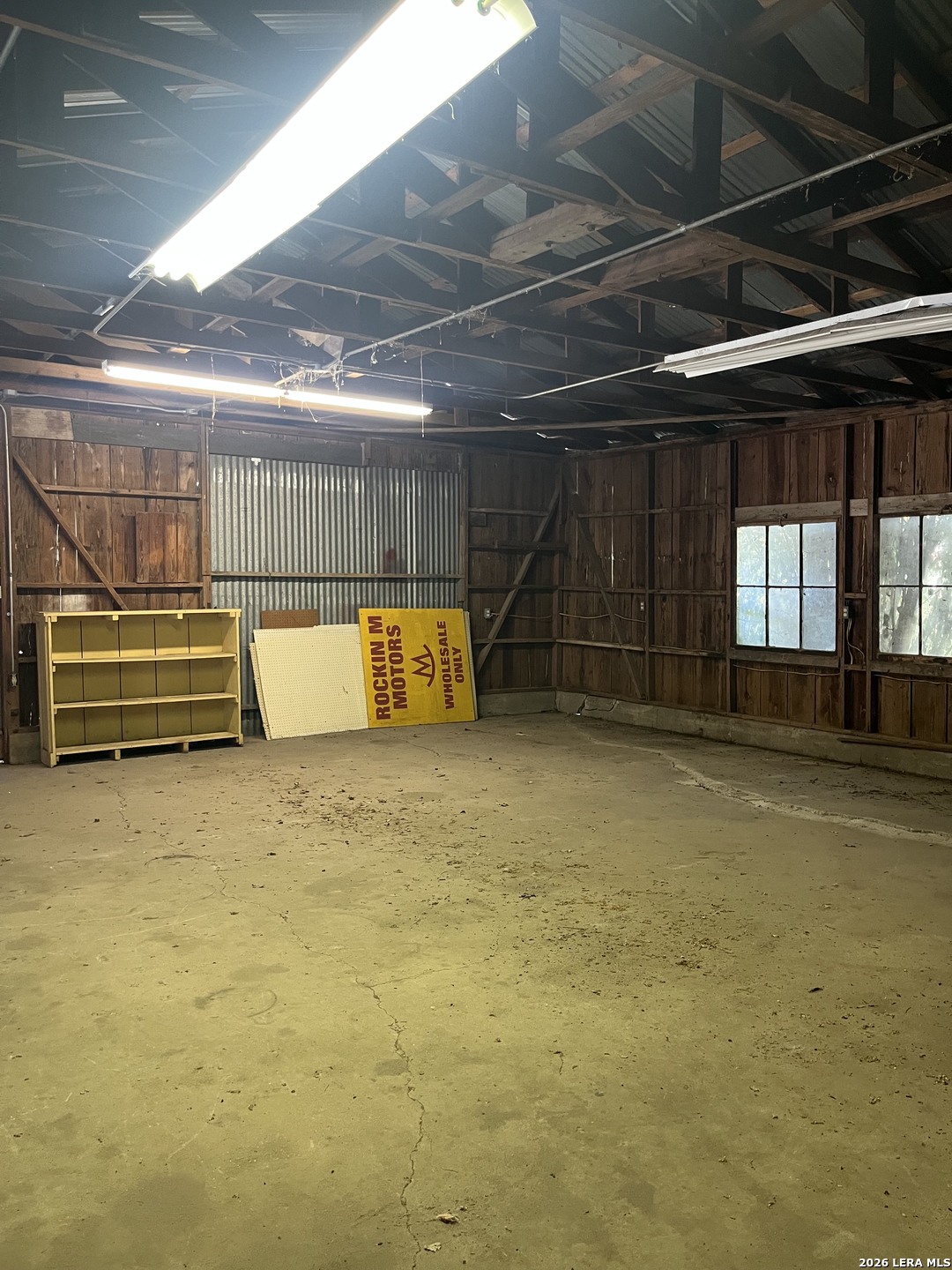 main property photo 25