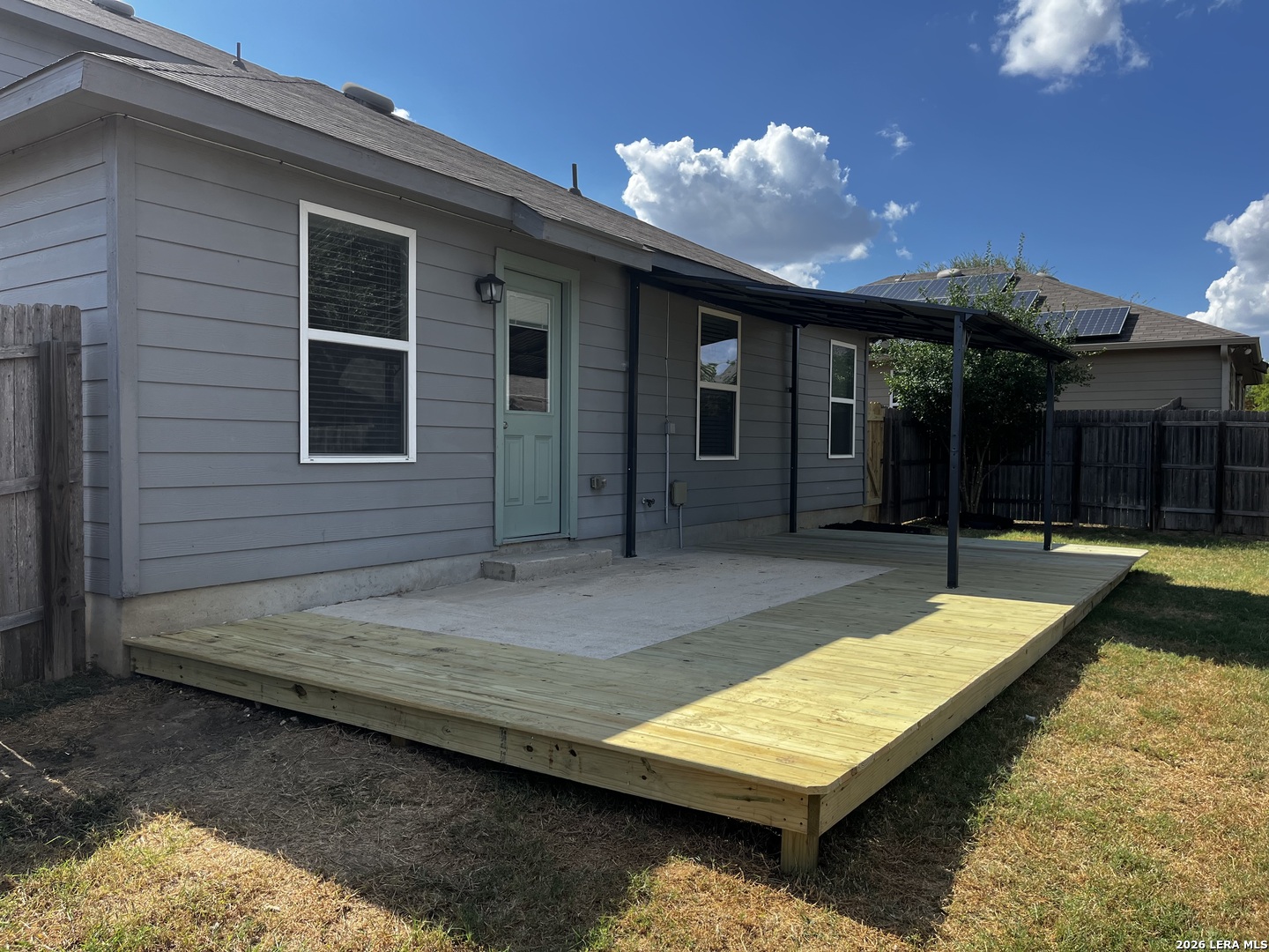 main property photo 27