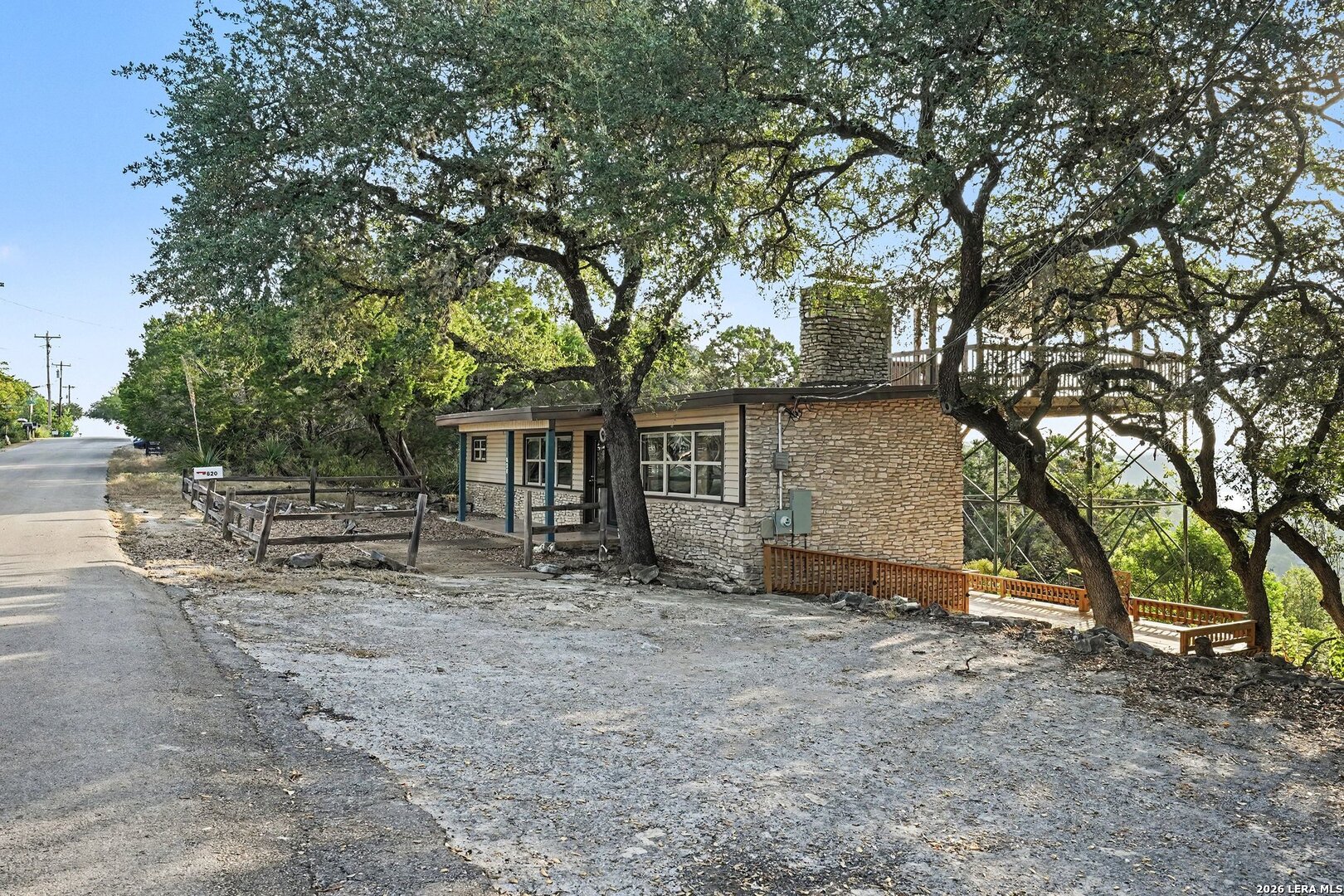 main property photo 2