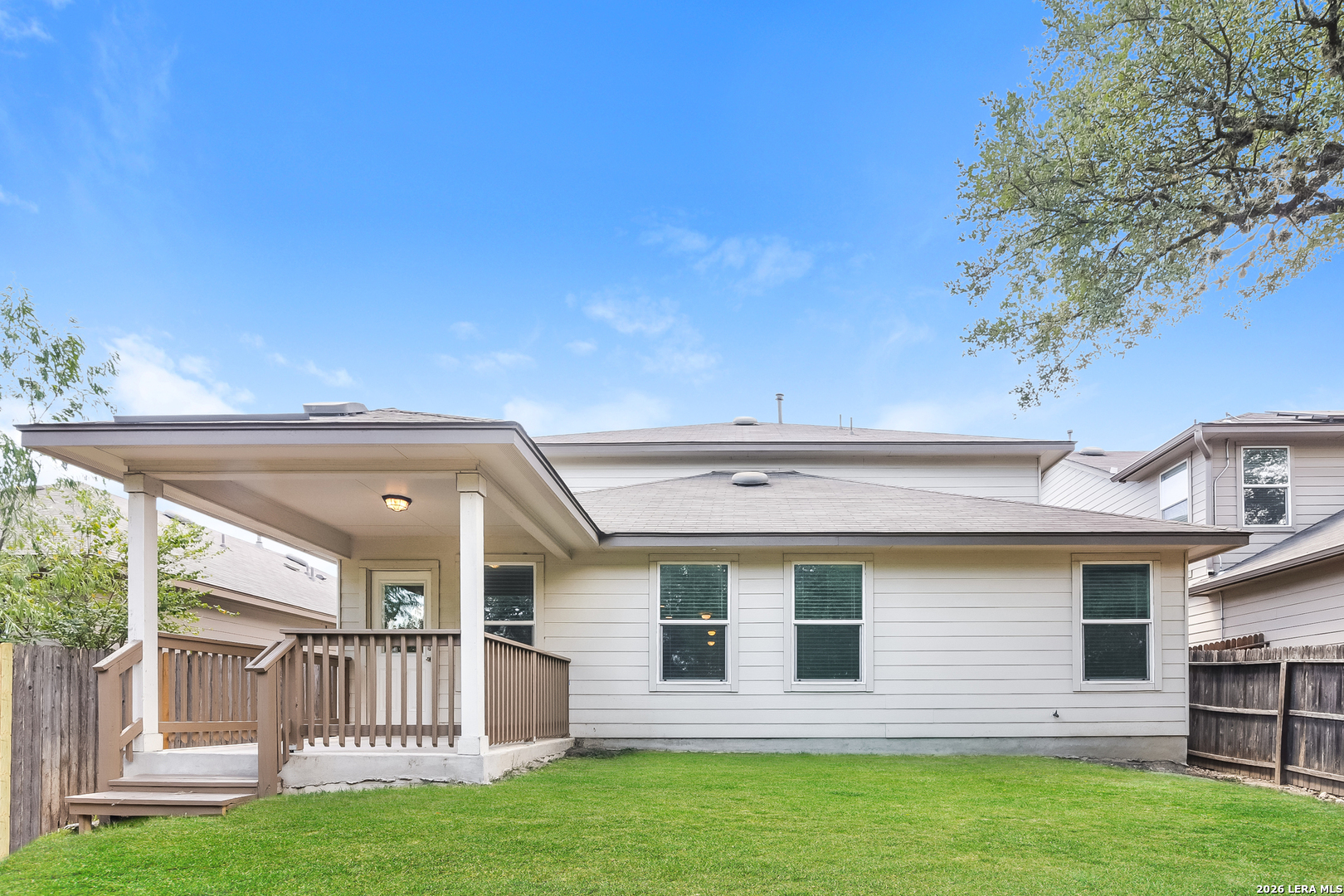 main property photo 14