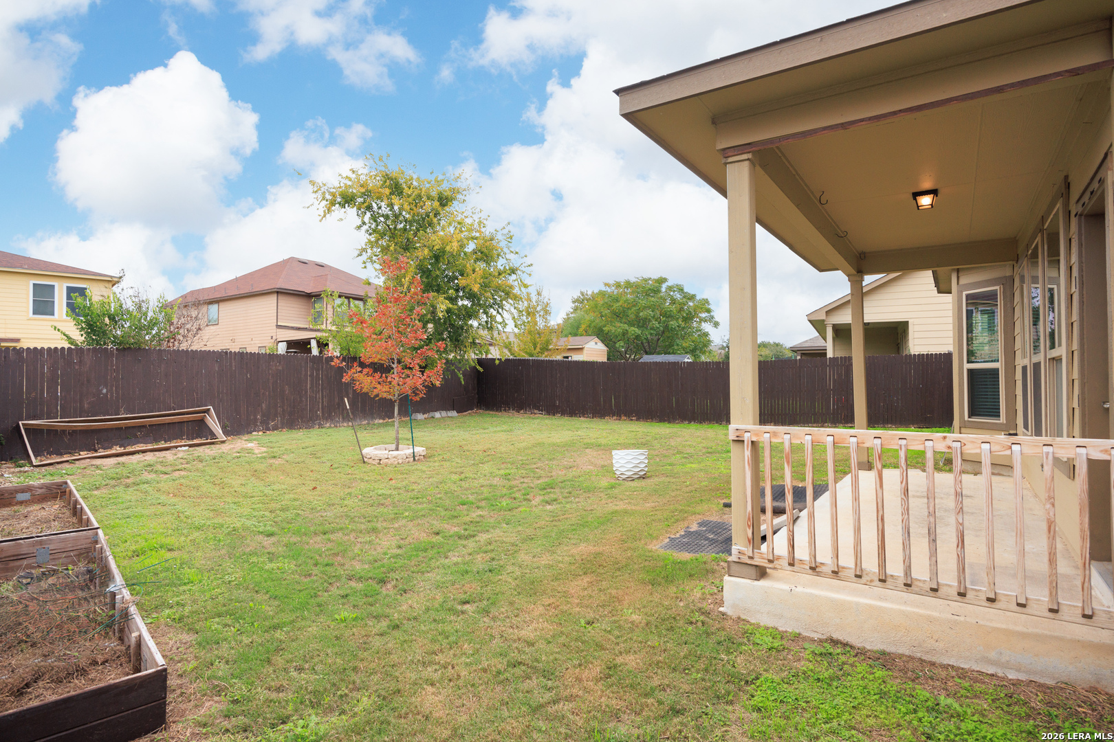 main property photo 15