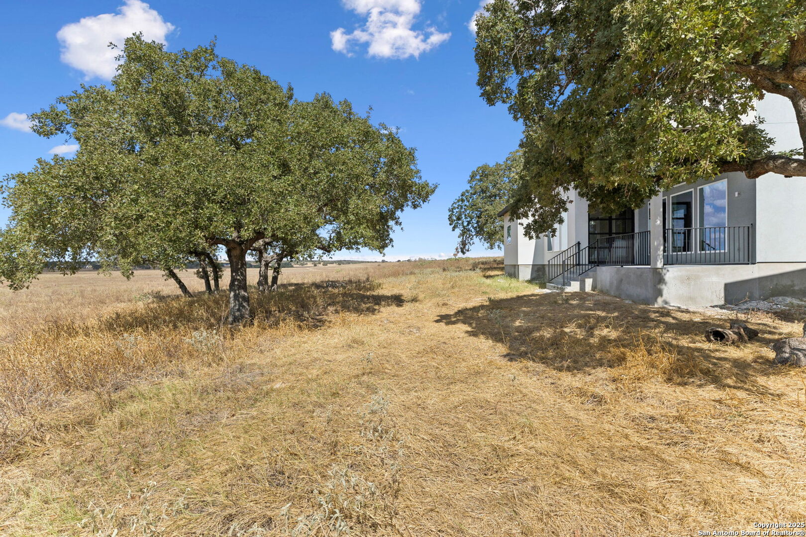 main property photo 44