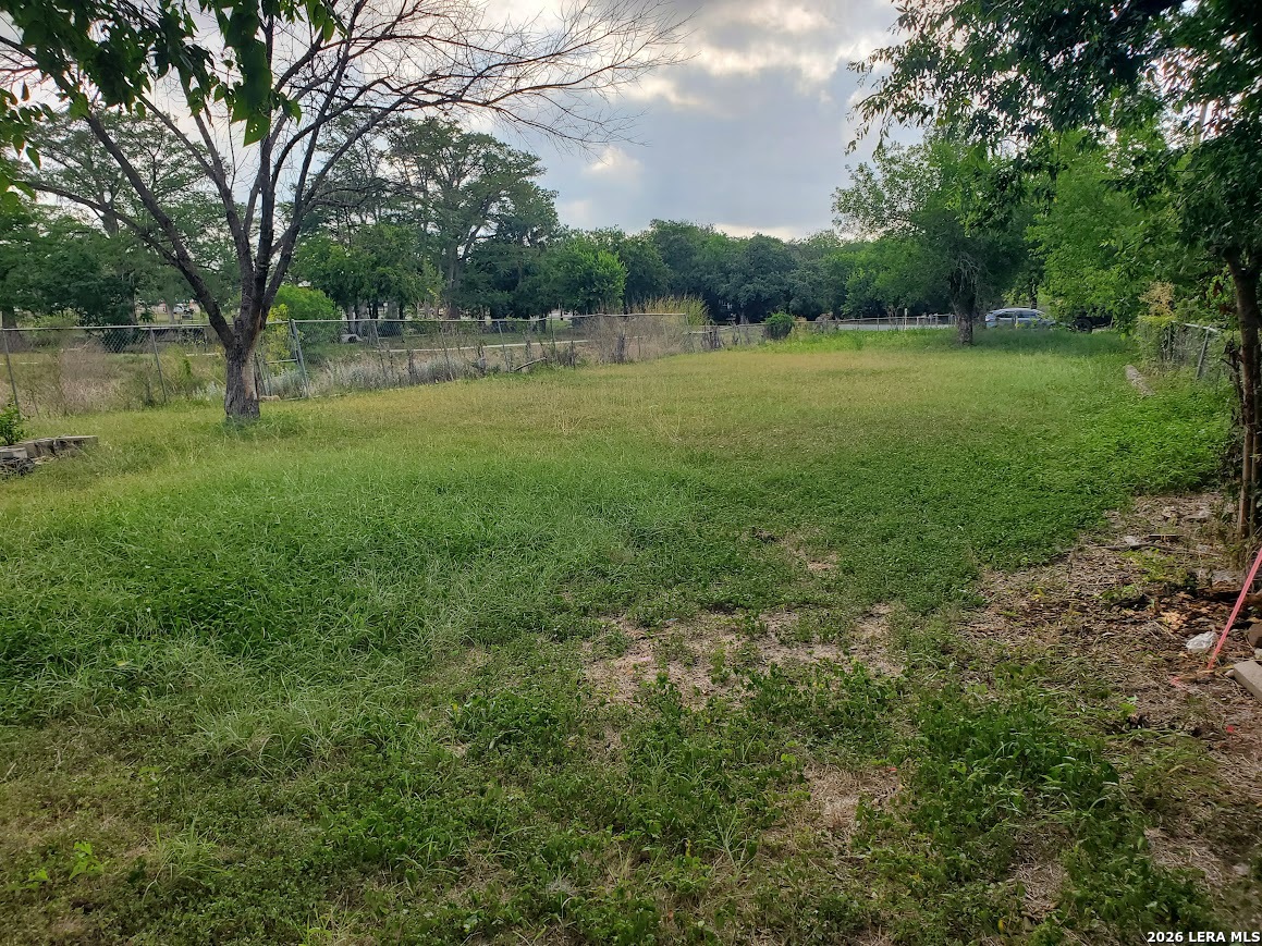 main property photo 8