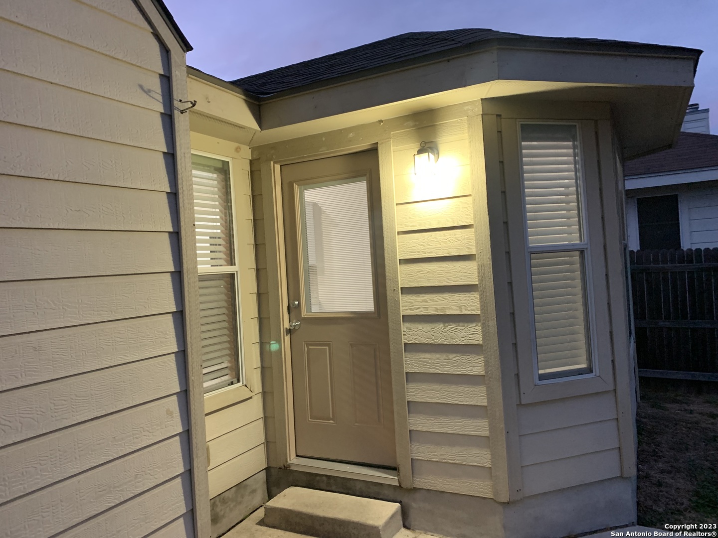 main property photo 18