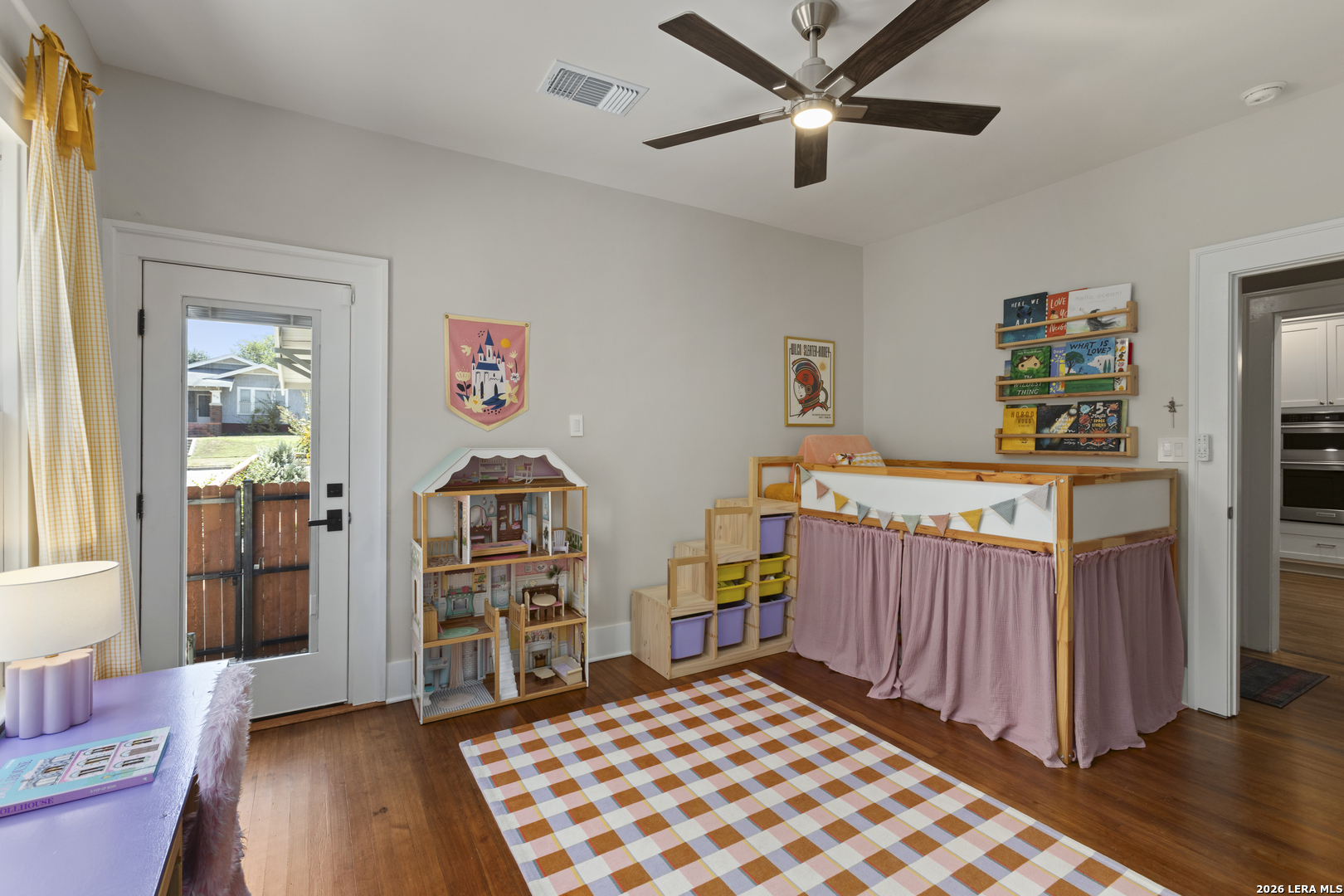main property photo 22