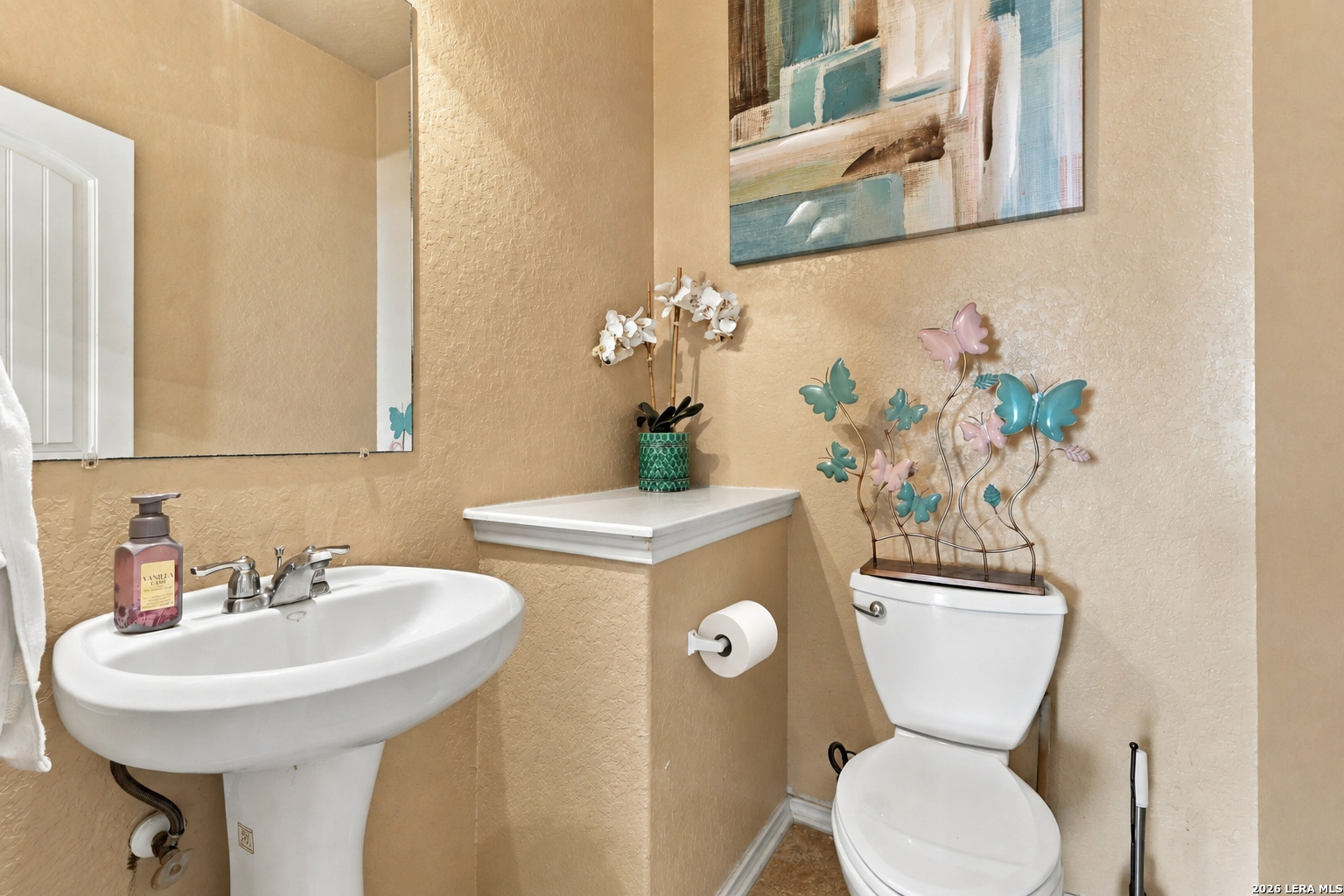main property photo 22