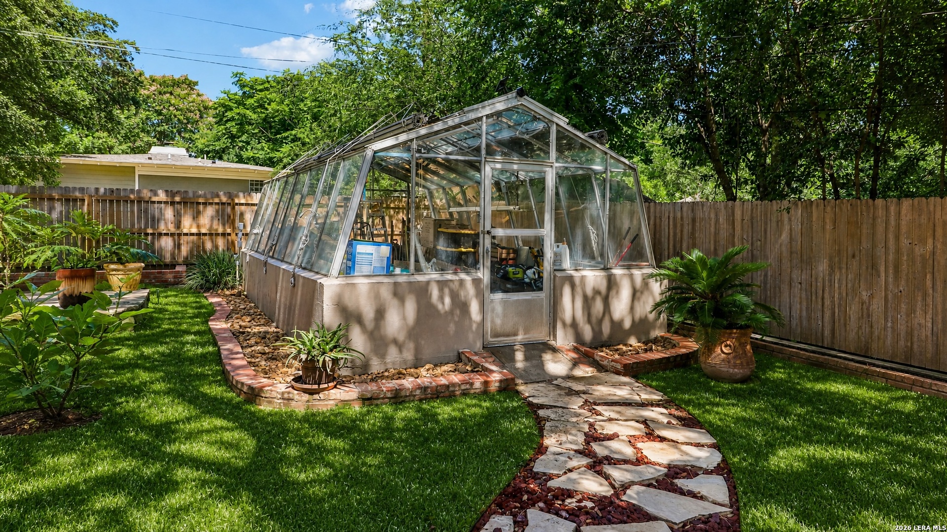 main property photo 50