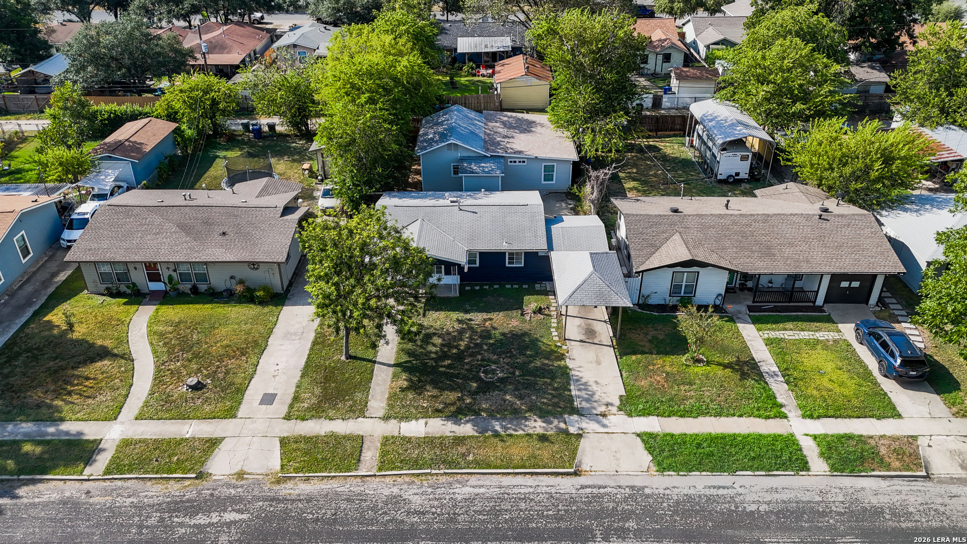 main property photo 78